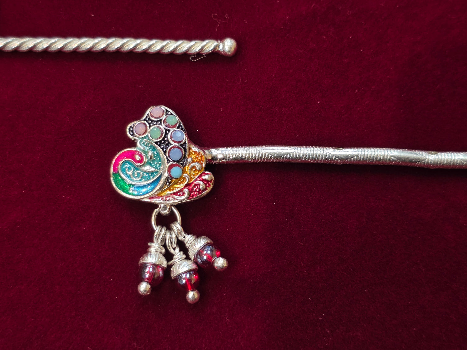 PURE SILVER LADDU GOPAL’S SHRINGAR SET AC259