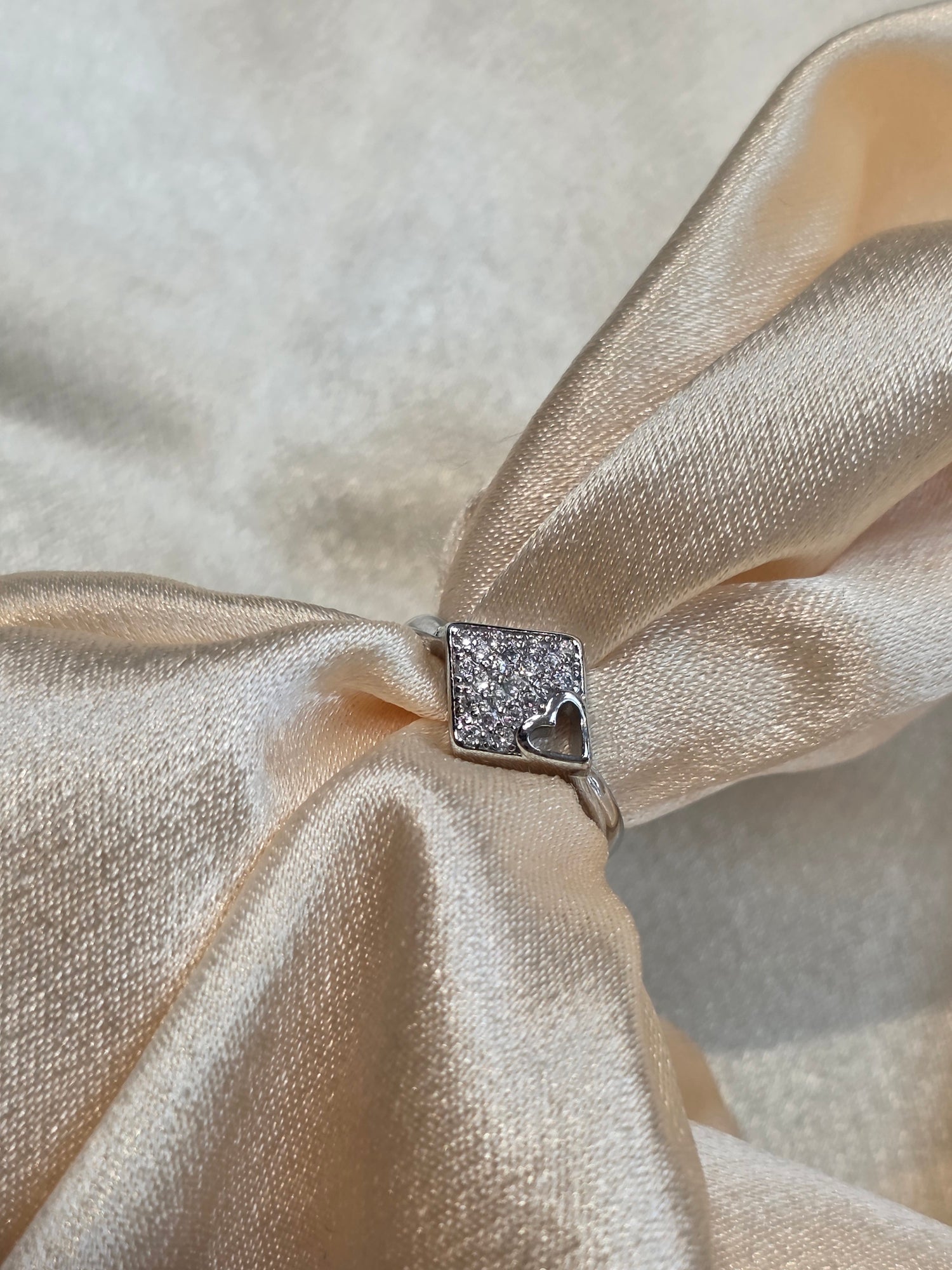 SILVER RING SIZE 5 GR521