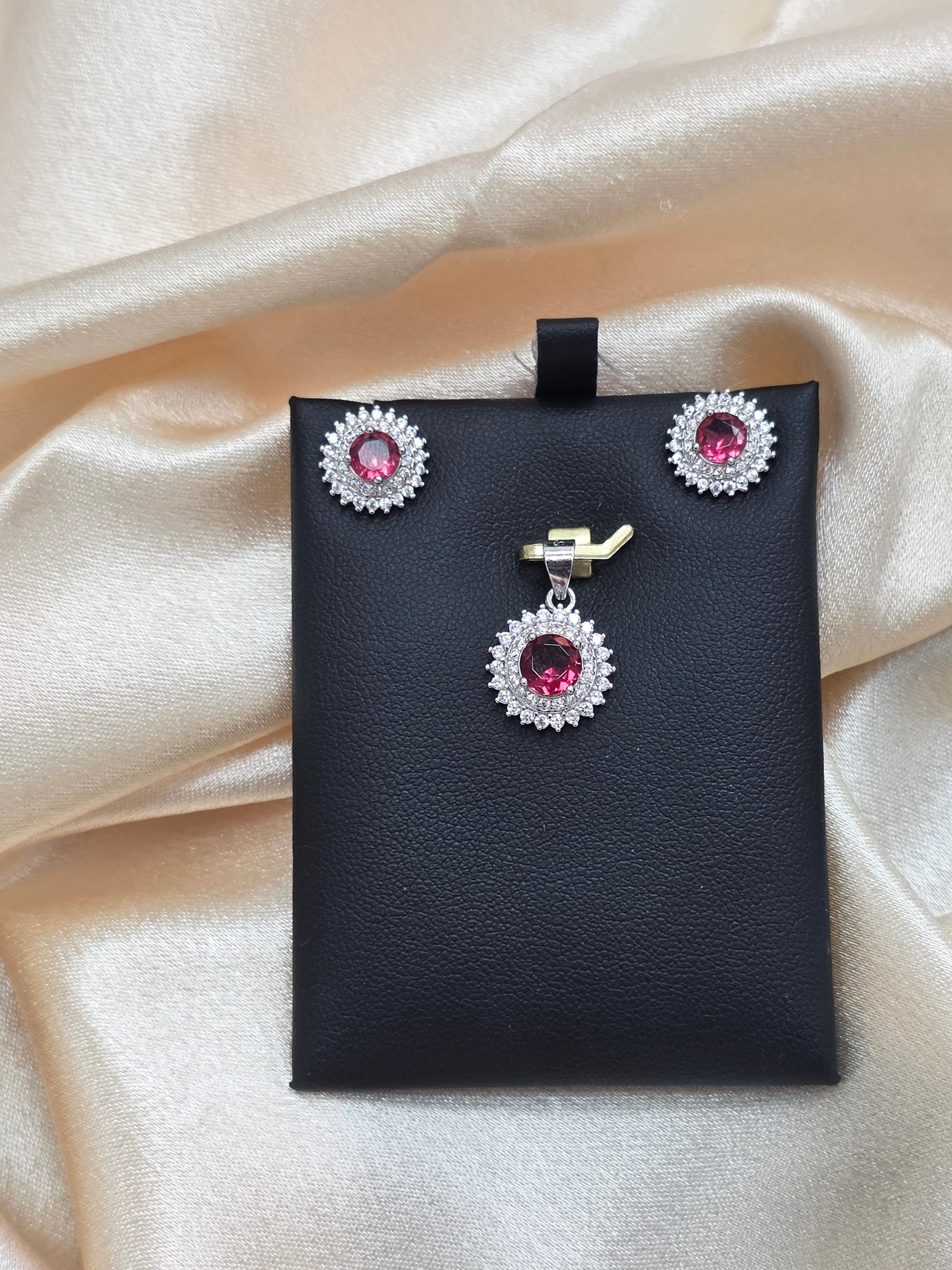 SILVER PENDANT SET PS098