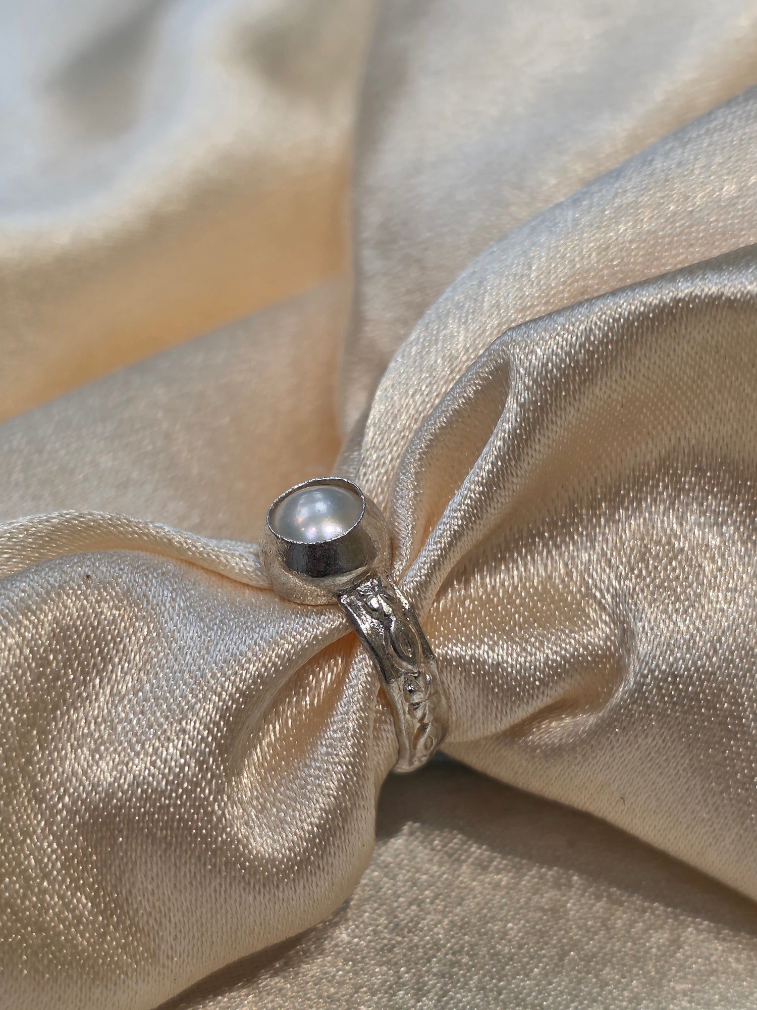 PEARL RING SIZE 4 GR272