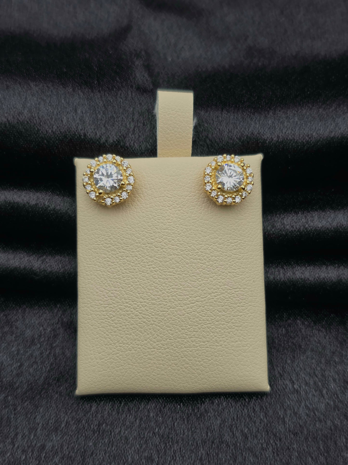 SILVER EAR STUDS GE309
