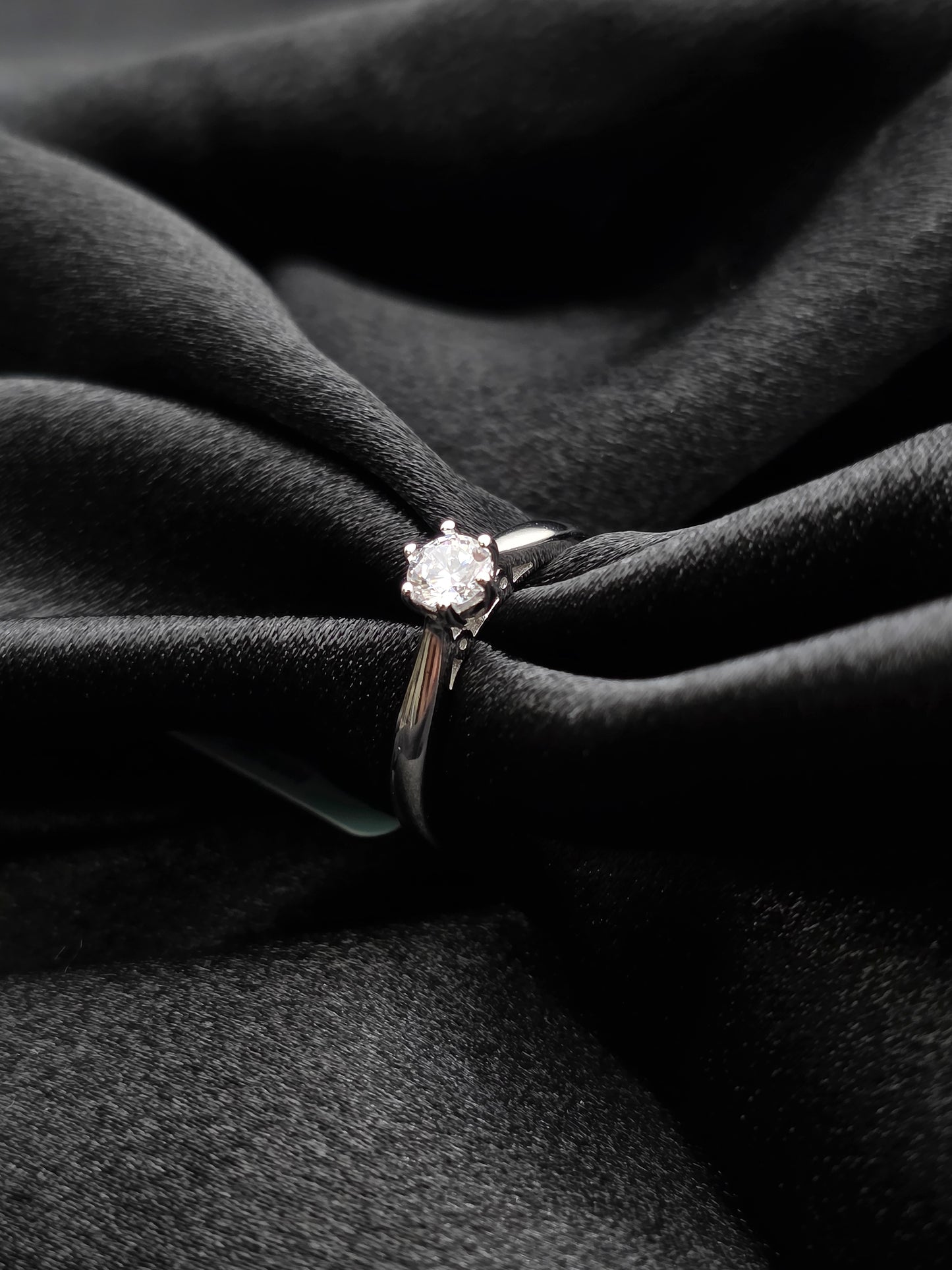 SILVER RING SIZE 7 GR618