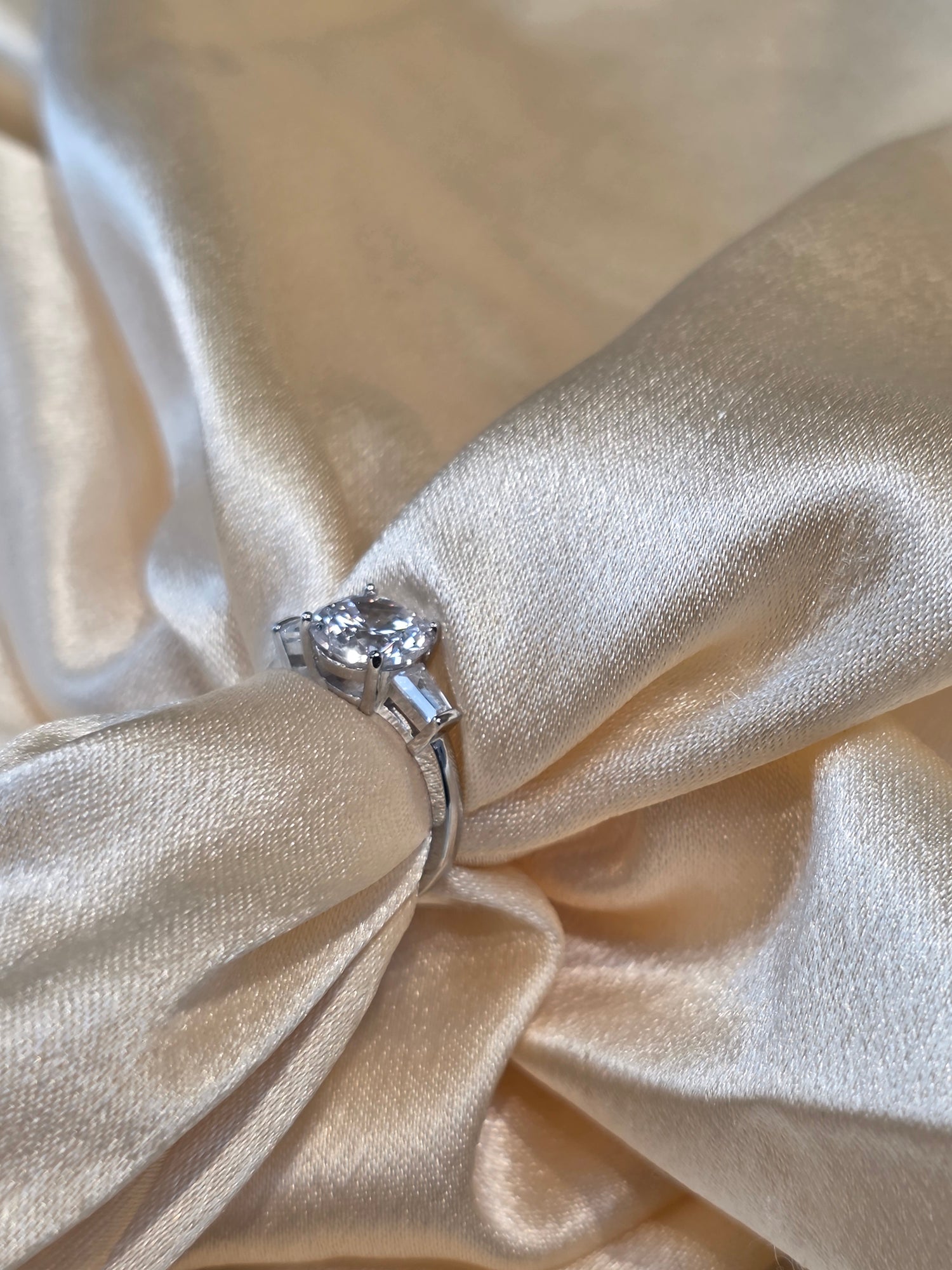 SILVER RING SIZE 5 GR460