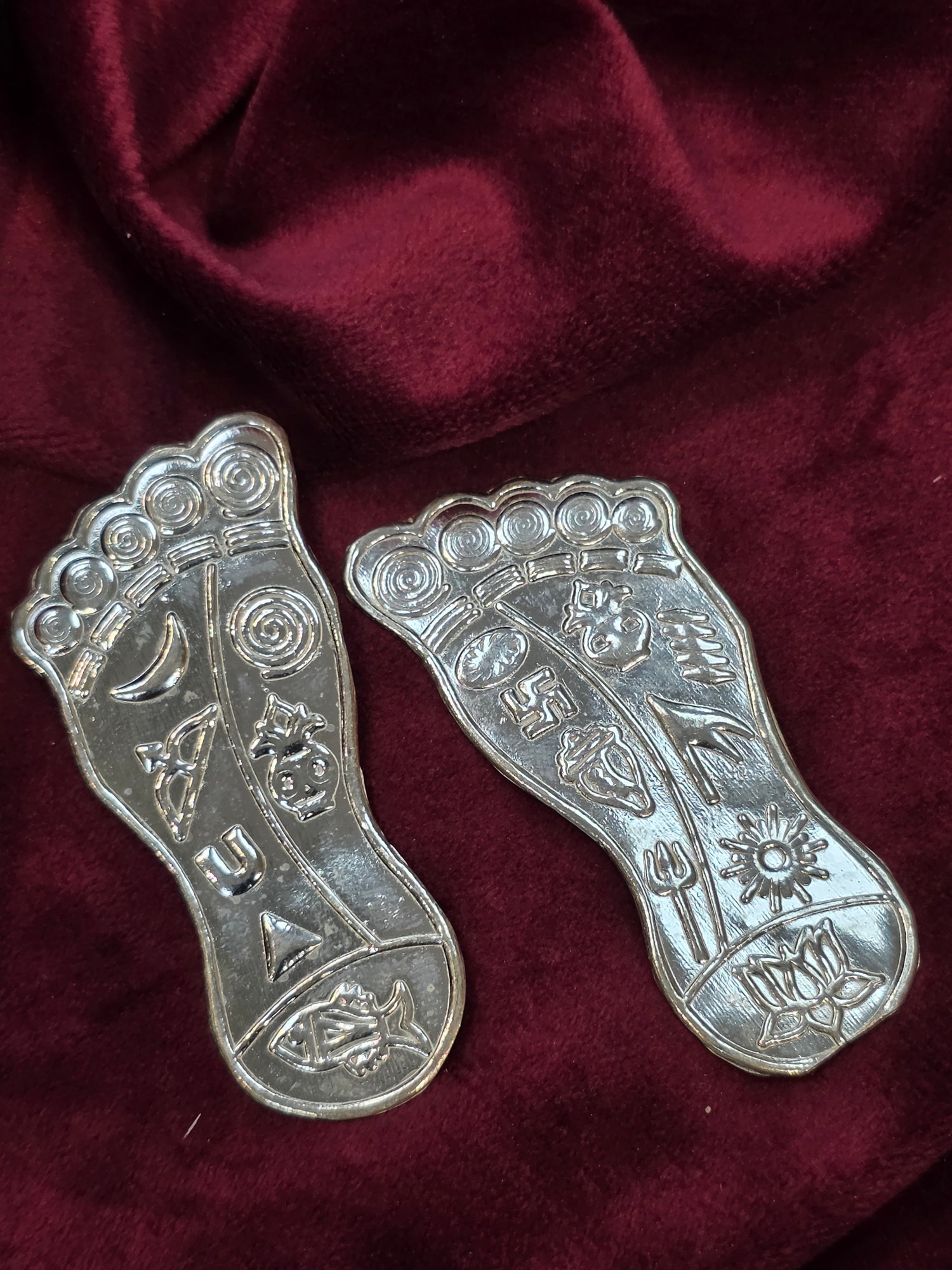 PURE SILVER LAKSHMI CHARAN PADUKA AC113