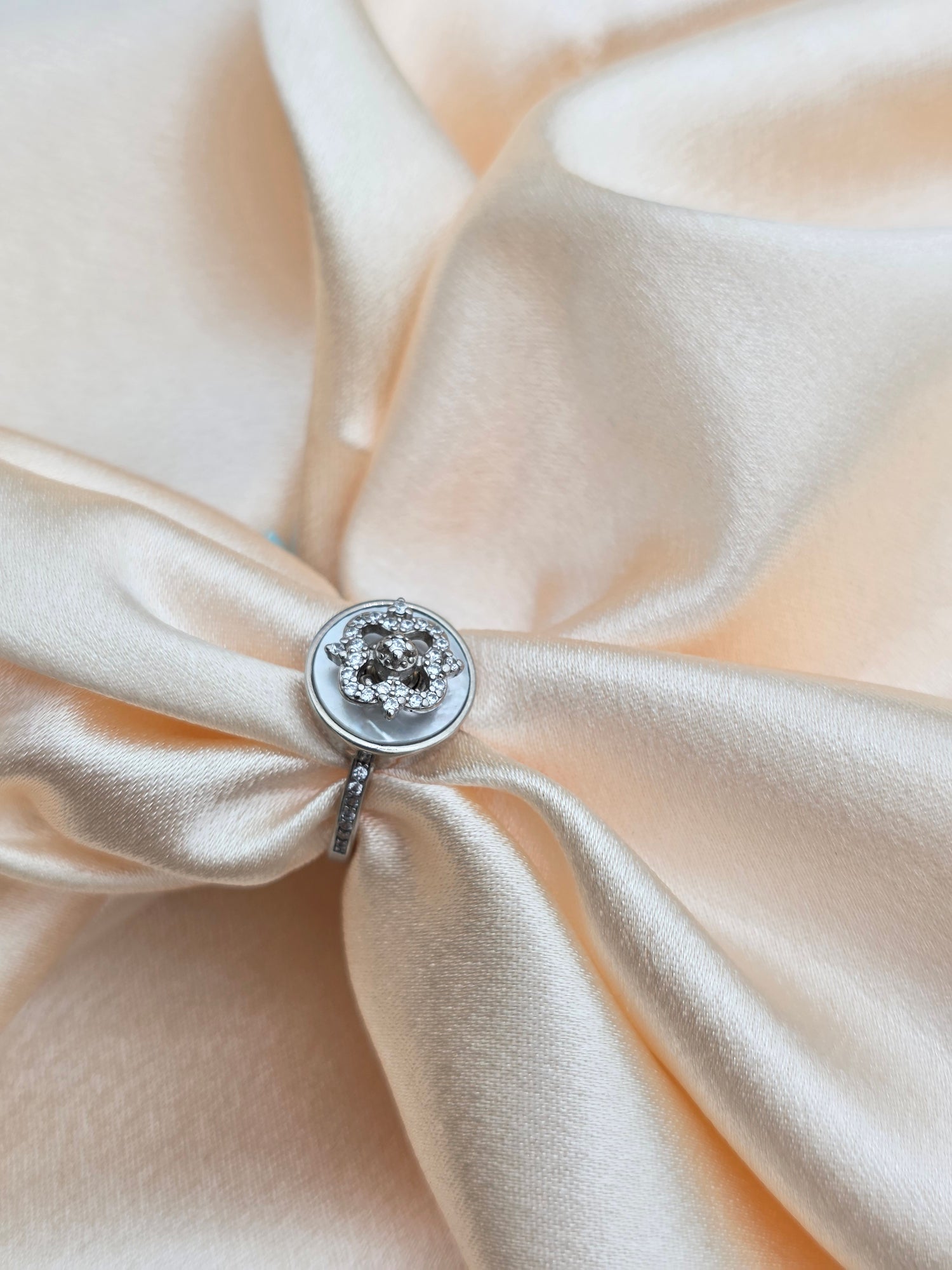 SILVER RING SIZE 7 GR112
