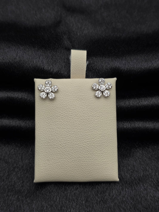 SILVER EAR STUDS GE536