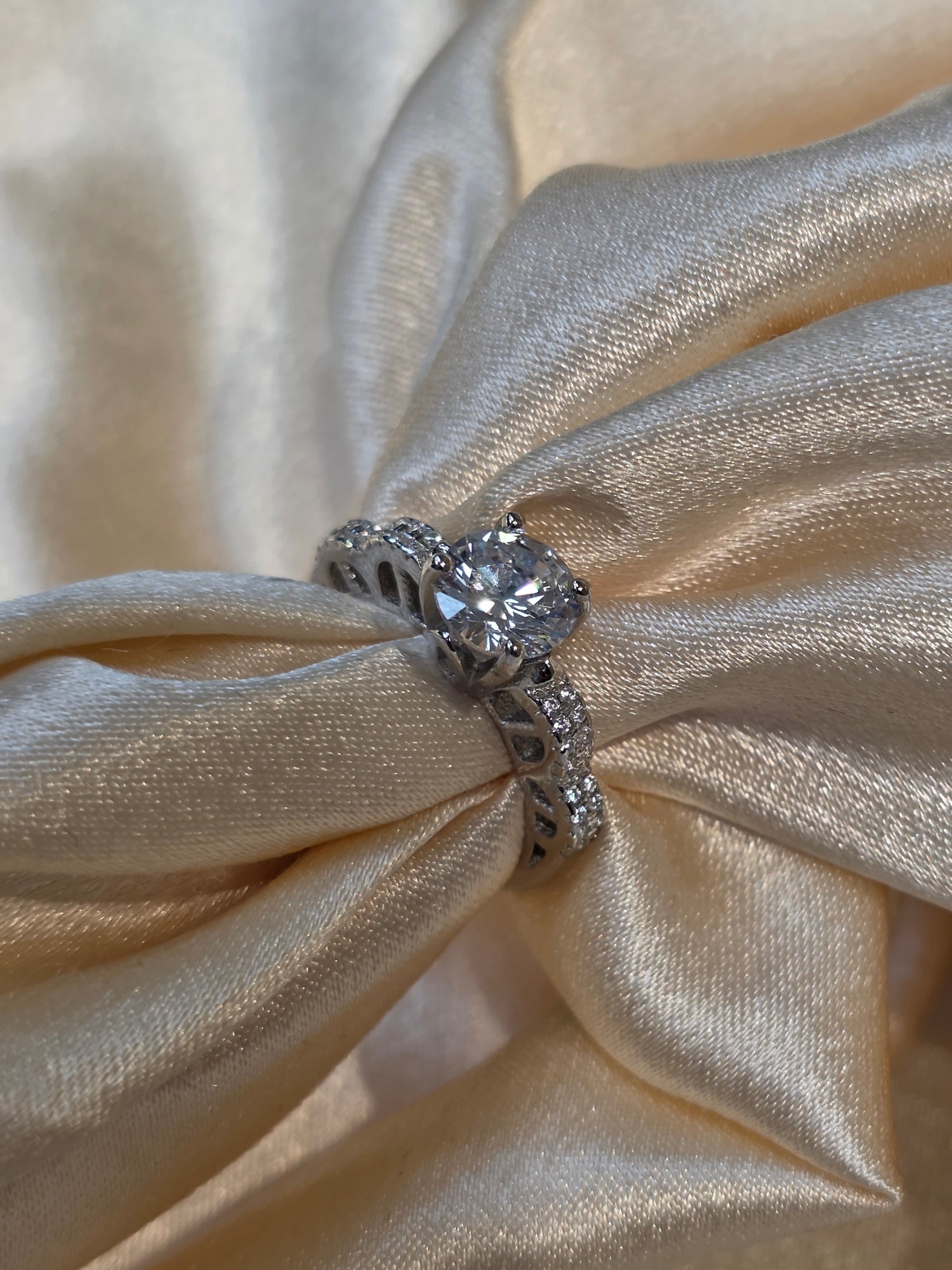 SILVER RING SIZE 6 GR630