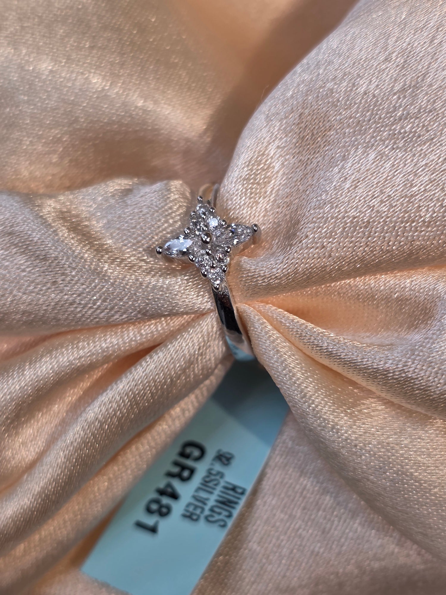 SILVER RING SIZE 5 GR483