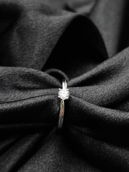 SILVER RING SIZE 7 GR615