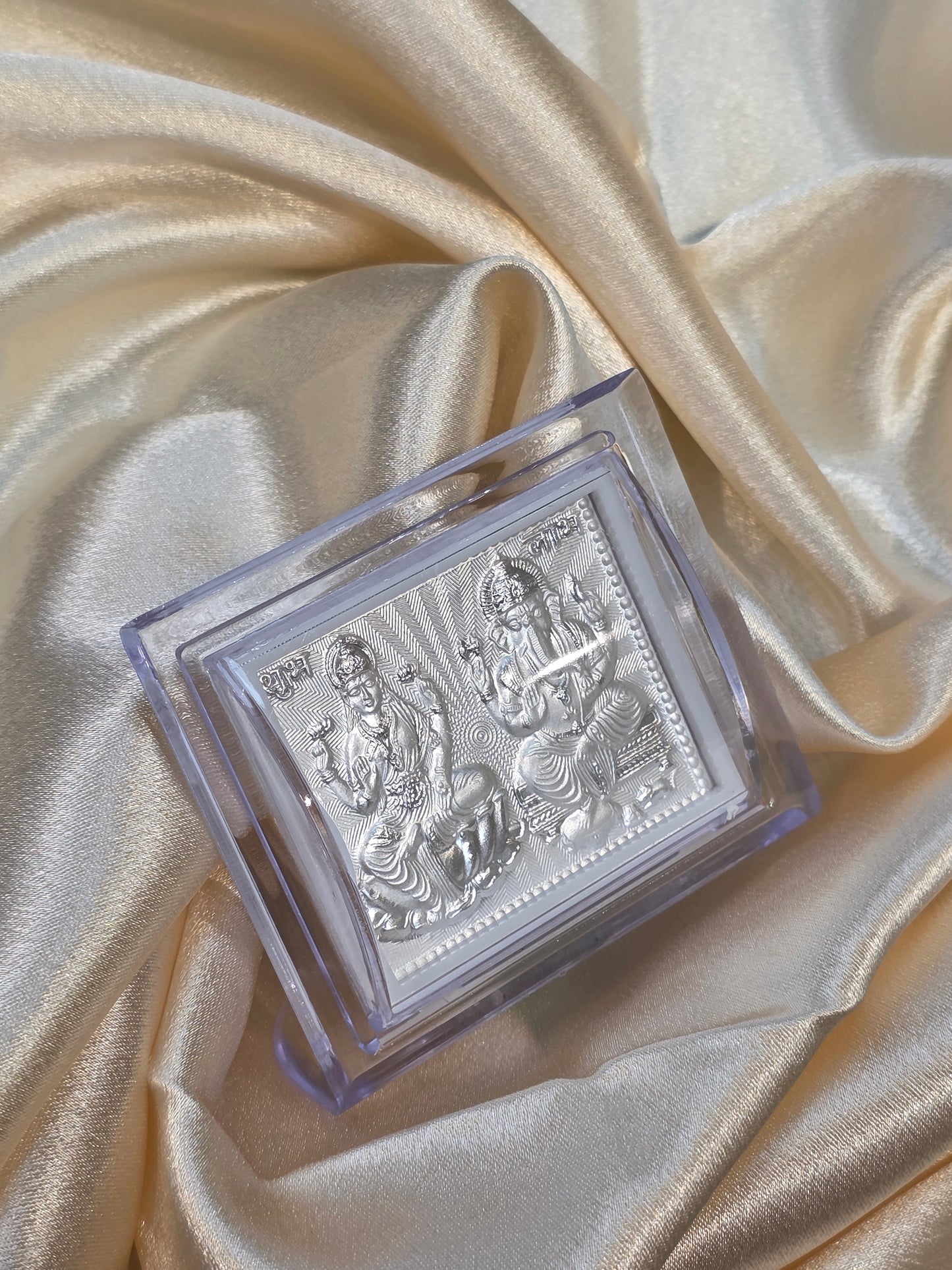GANESH-LAXMI PURE SILVER CAR STAND SE054
