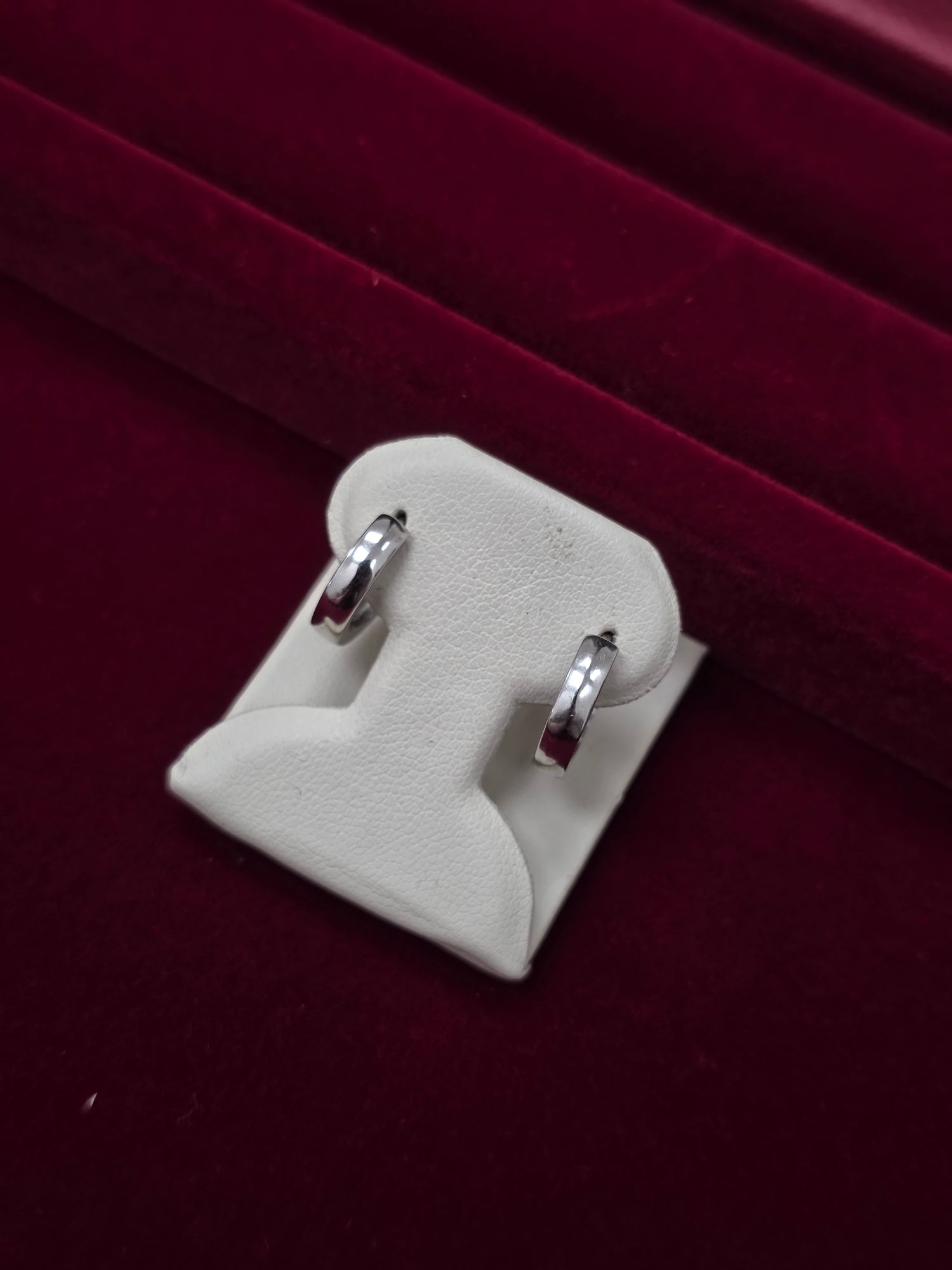 SILVER HOOPS GH030