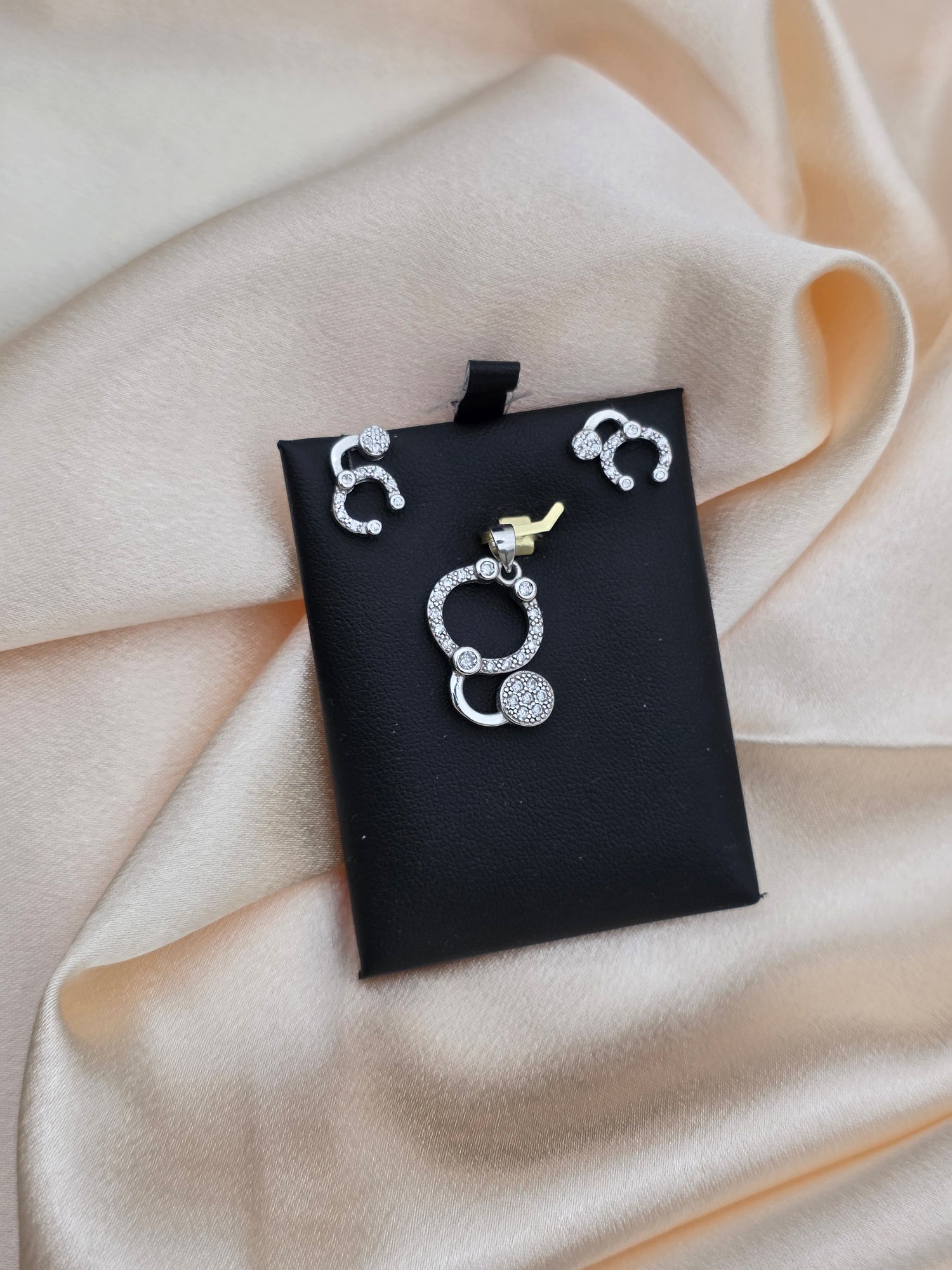 SILVER PENDANT SET PS018