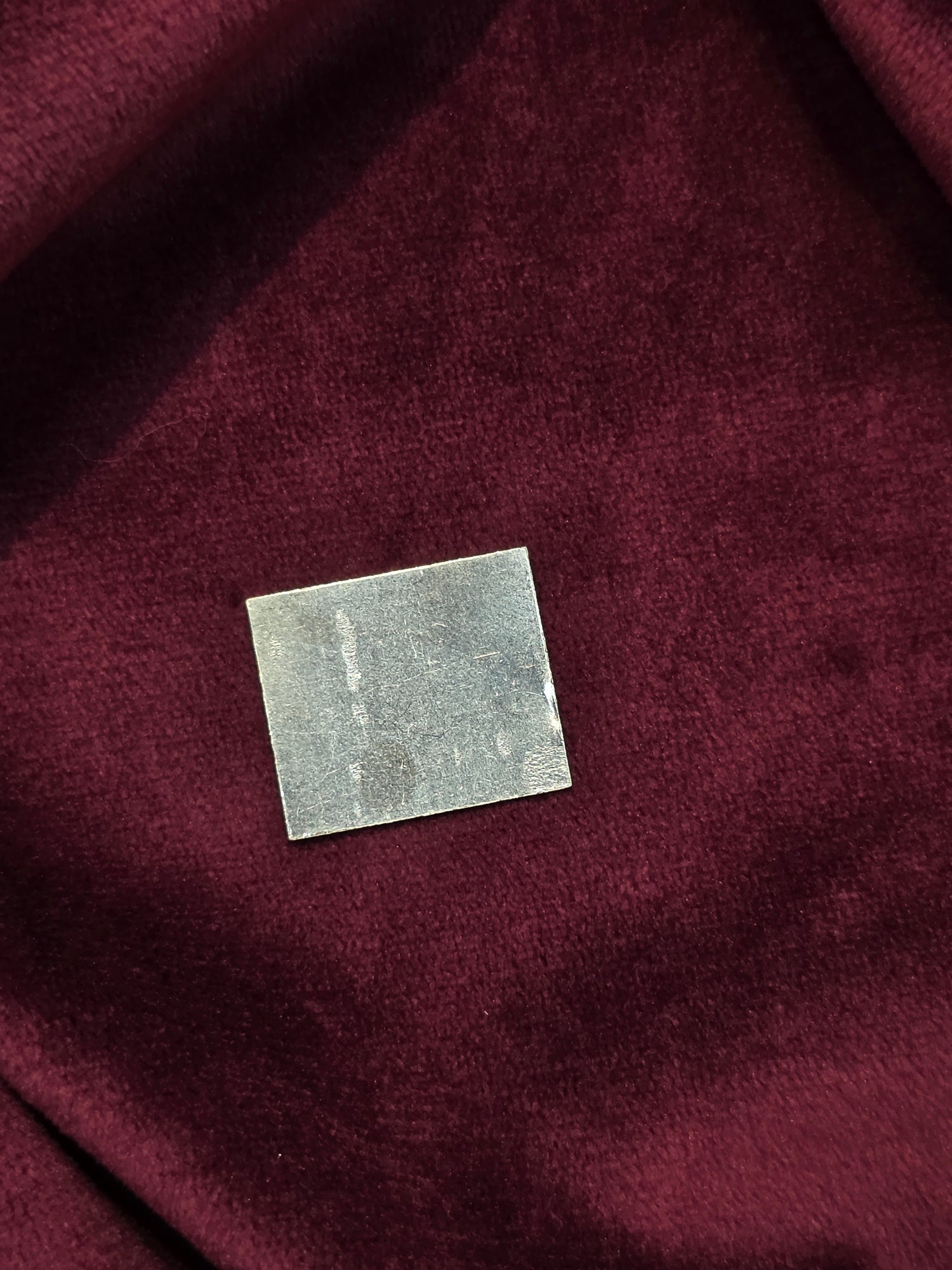 PURE SILVER SQUARE PIECE AC105