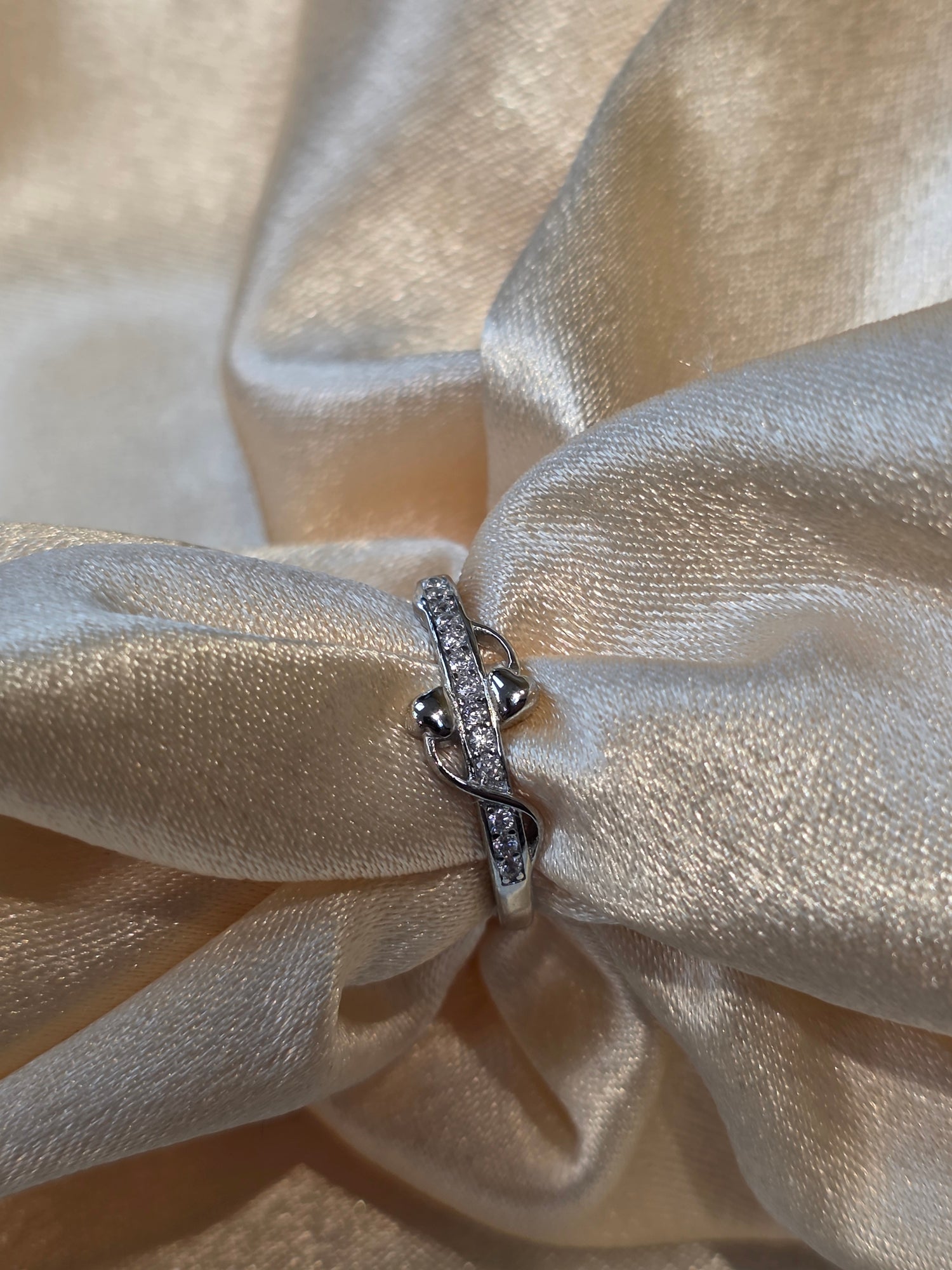 SILVER RING SIZE 5 GR528
