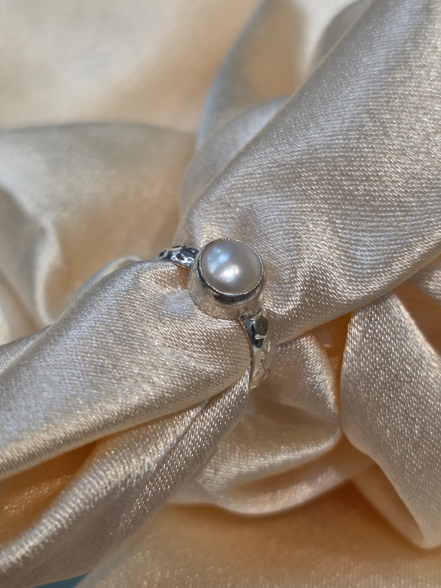 PEARL RING SIZE 4 GR276