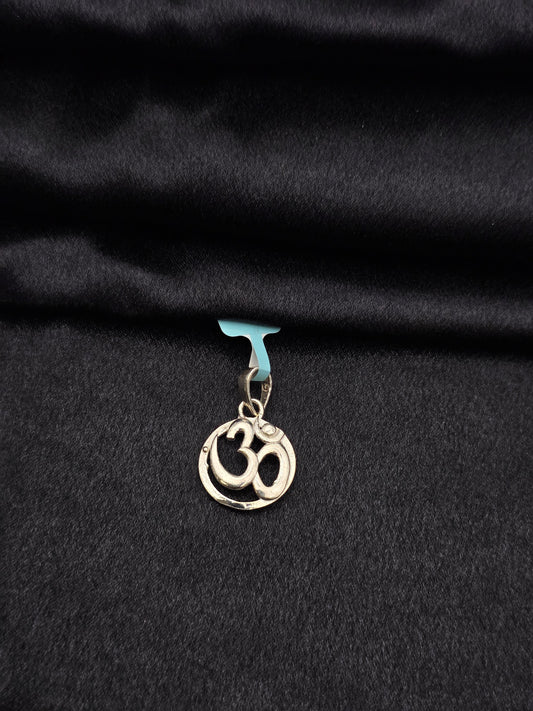 SILVER RELIGIOUS PENDANT SP208