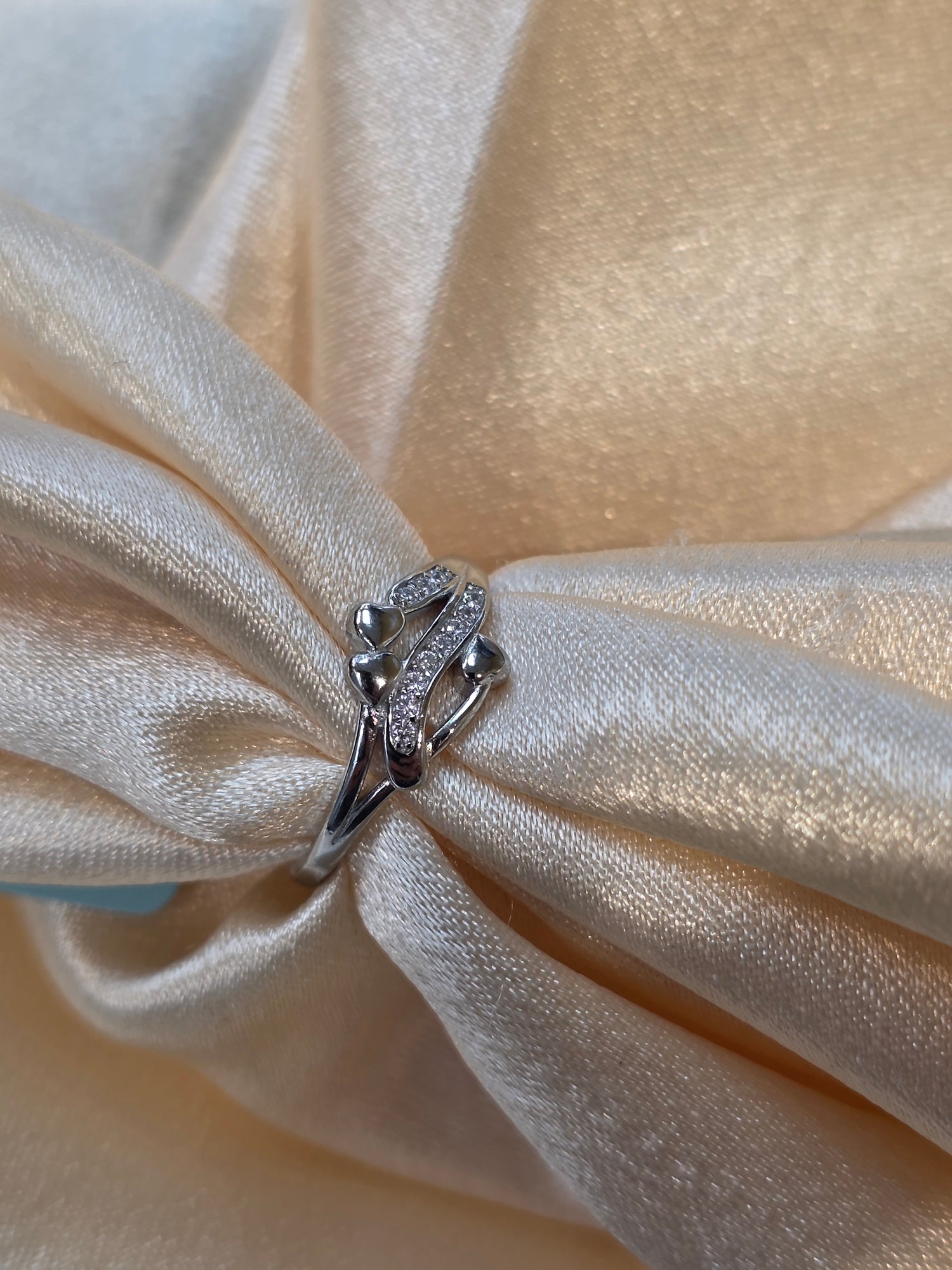 SILVER RING SIZE 5 GR505