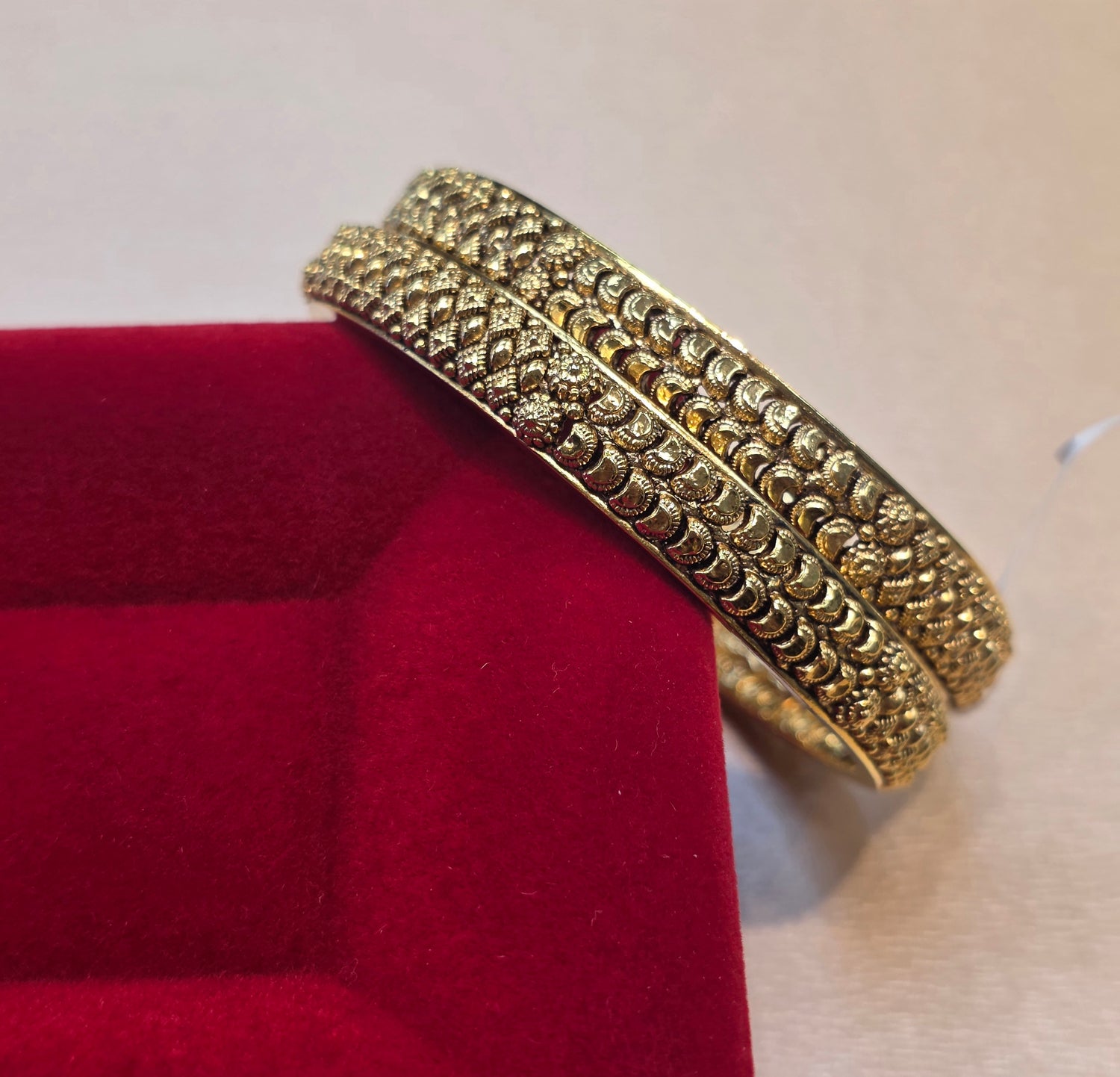 GOLD PLATED BANGLES SIZE 2.4  BG002