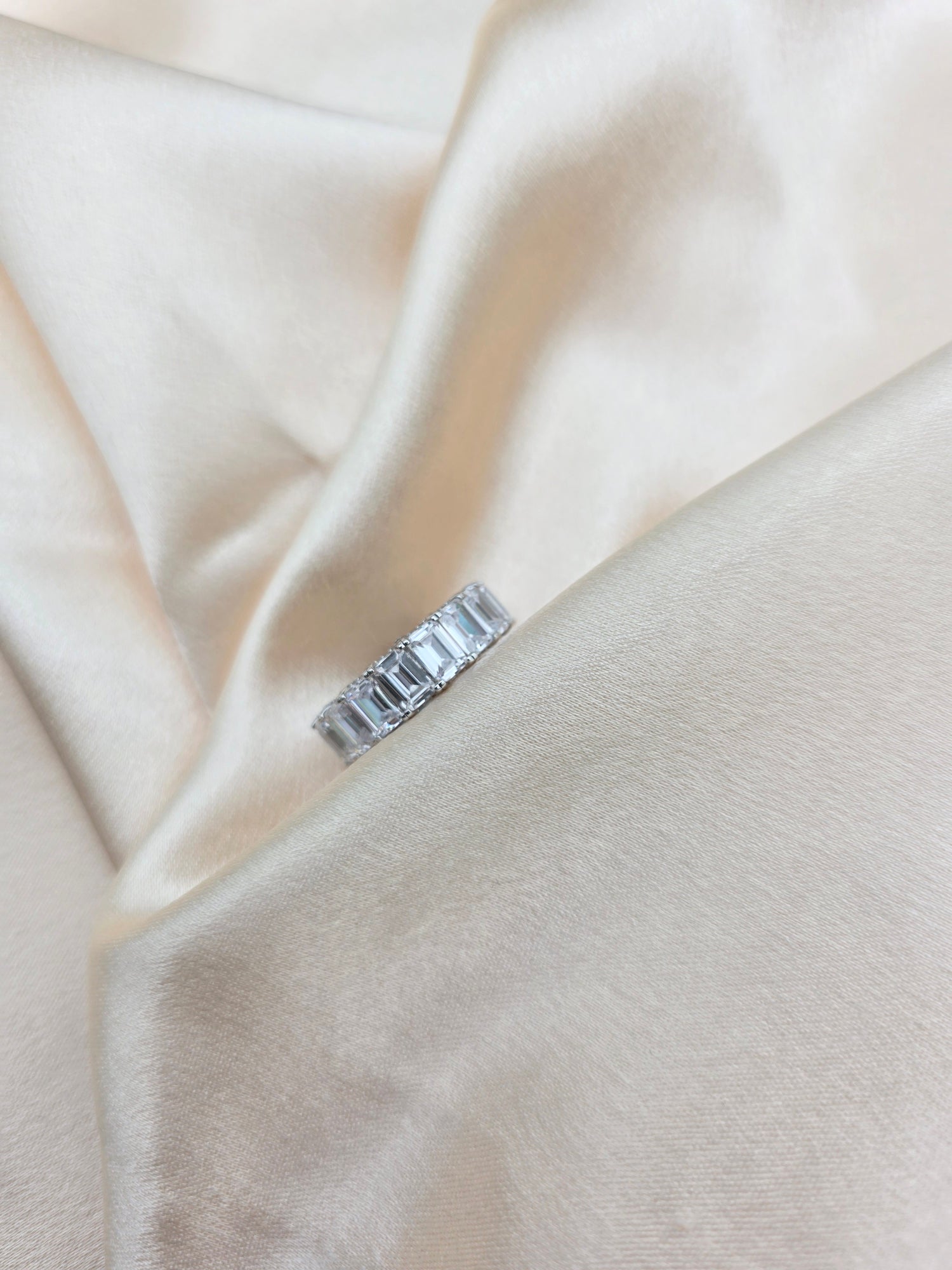 SILVER RING SIZE 8 GR140