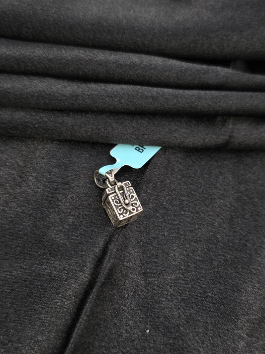 BOYS SILVER PENDANT BP016