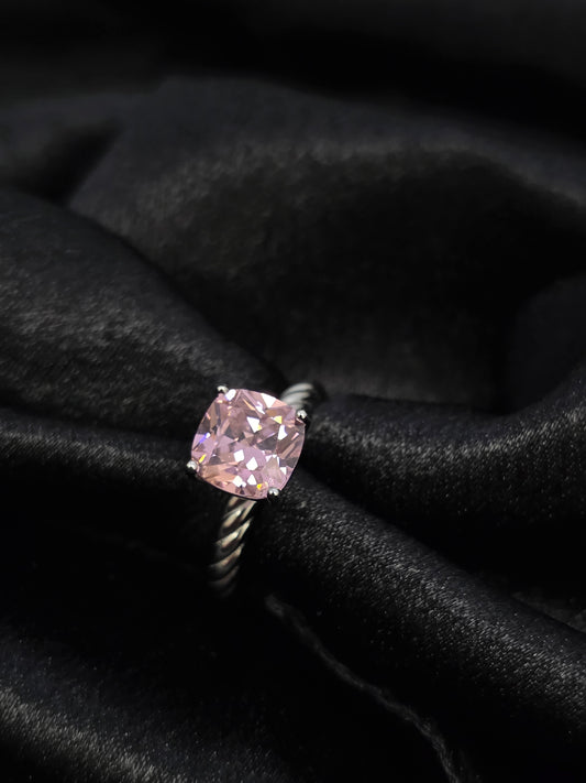 SILVER RING SIZE 6 GR072
