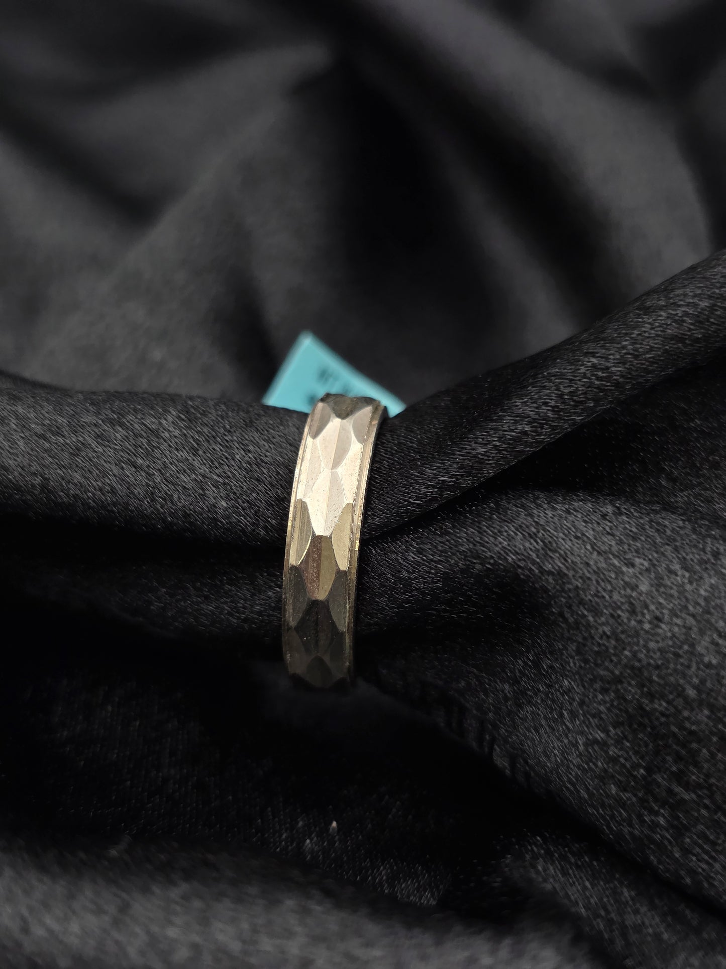 BOYS SILVER BAND SIZE 10 BR013