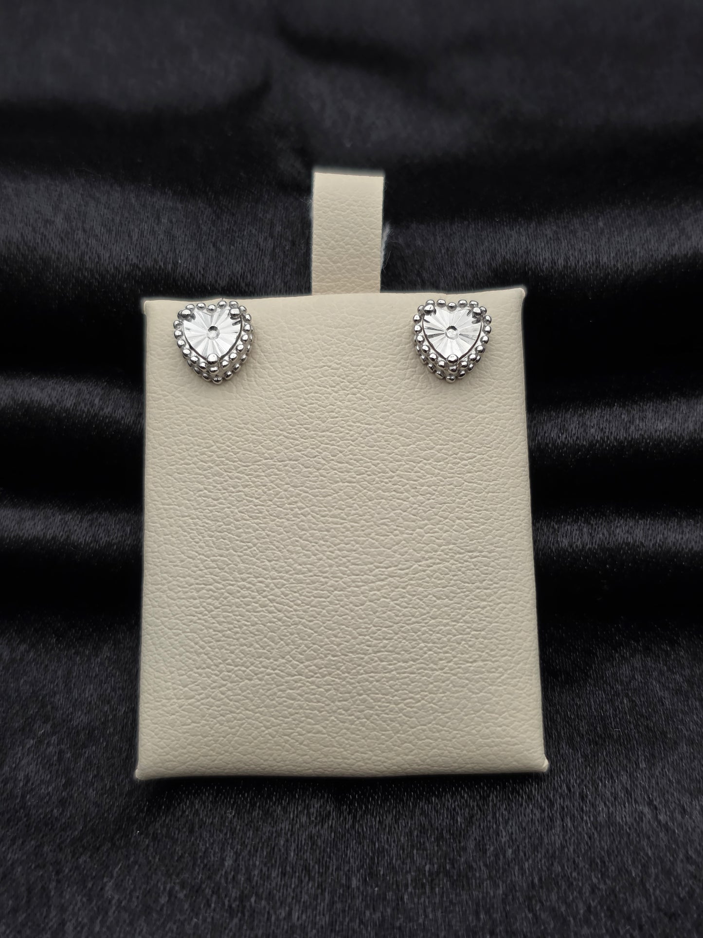 SILVER EAR STUDS GE454