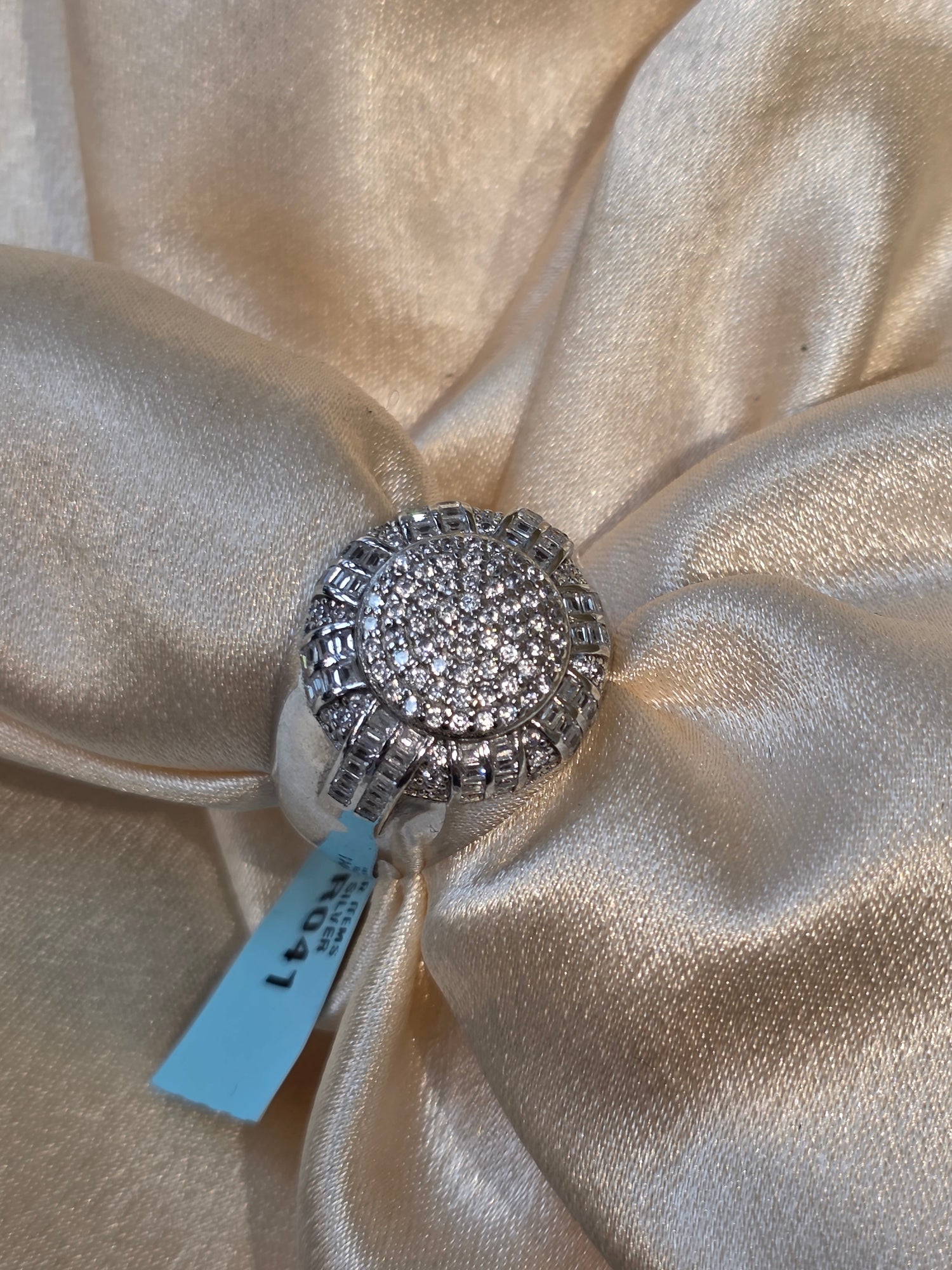 BOYS SILVER RING SIZE 10 BR041