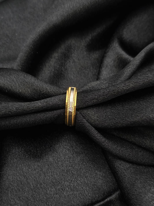 GOLD PLATED BAND SIZE 7 GR482