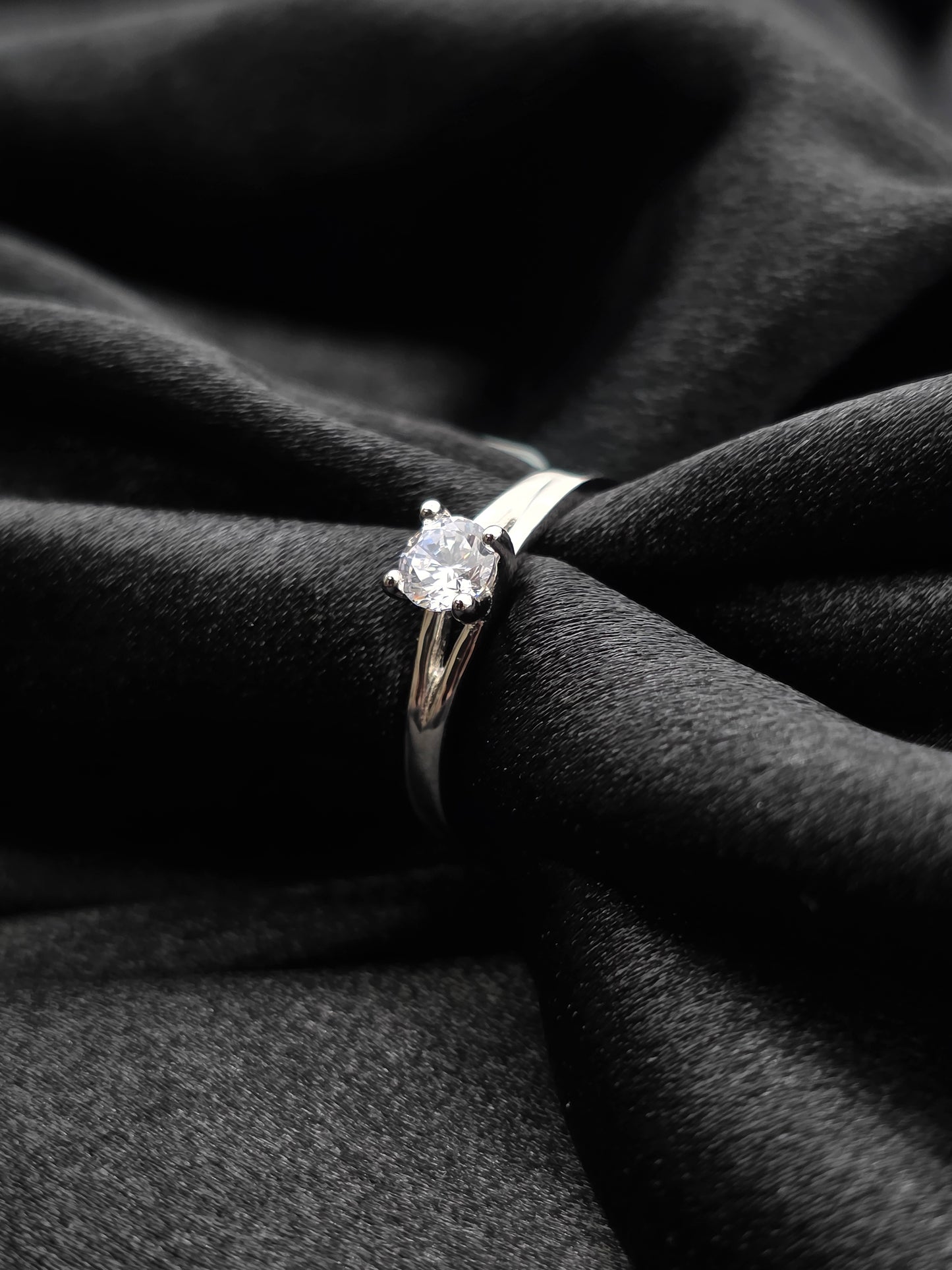 SILVER RING SIZE 7 GR621