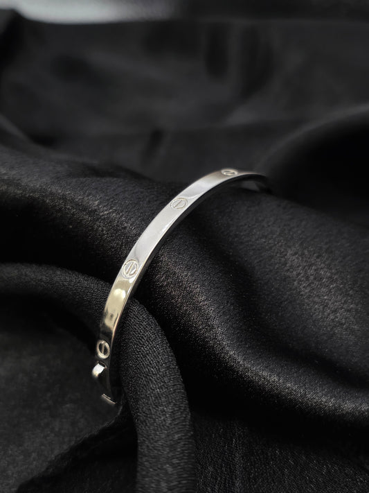SILVER BANGLE BRACELET 2.2 INCH GB034