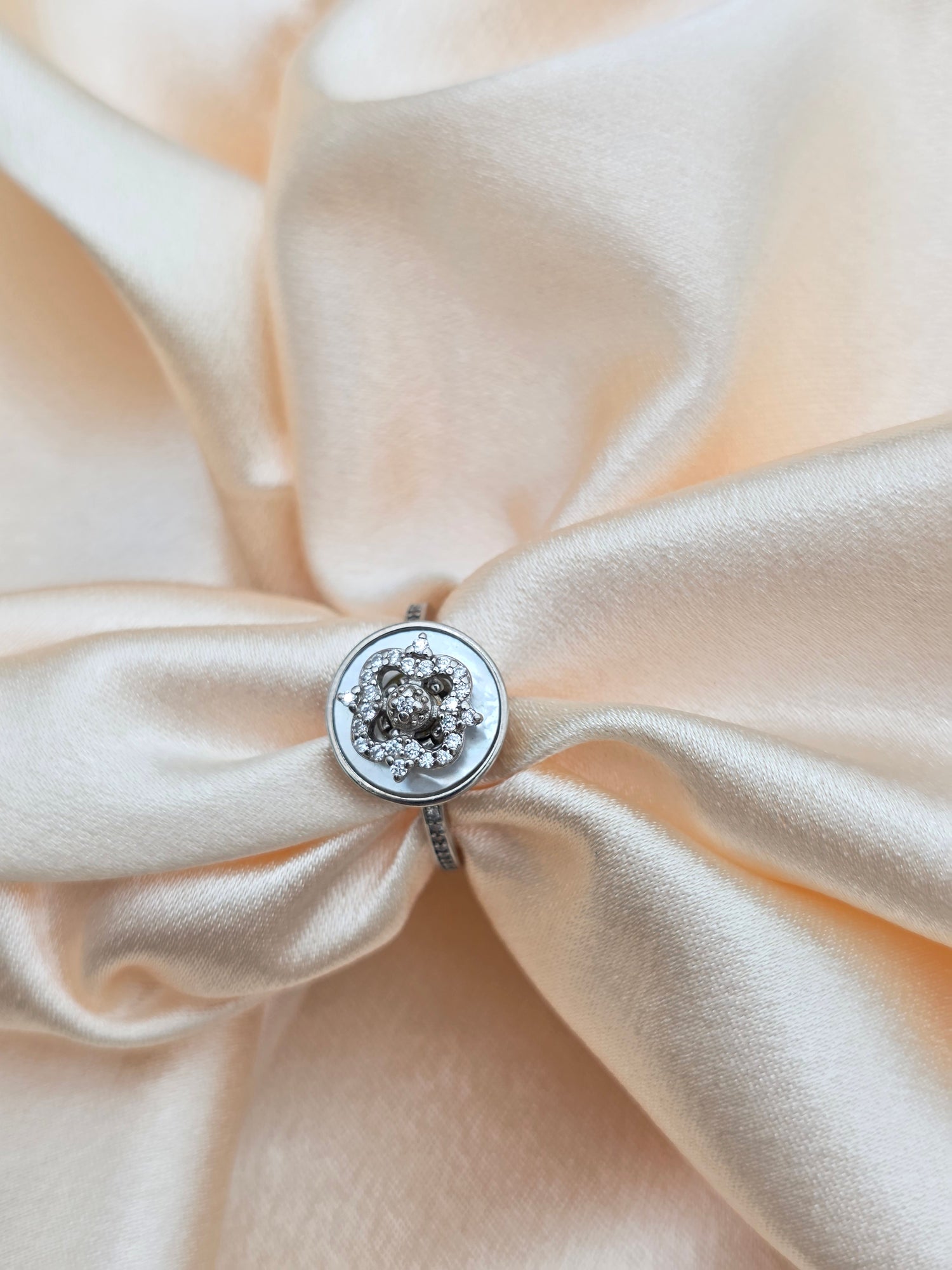 SILVER RING SIZE 7 GR112