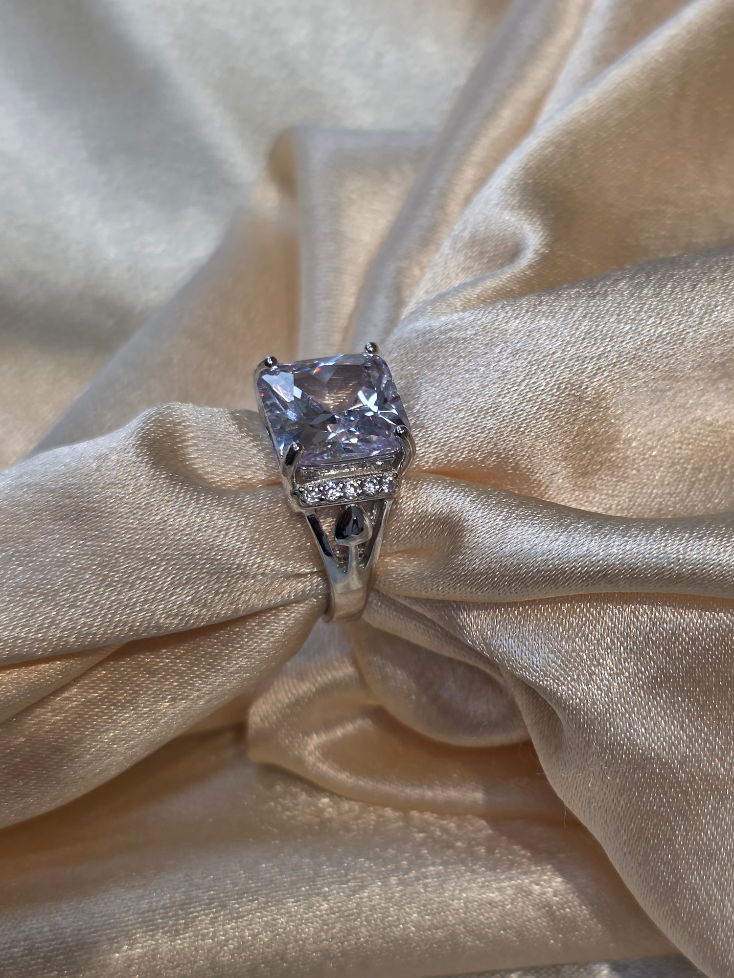 SILVER RING SIZE 5 GR472