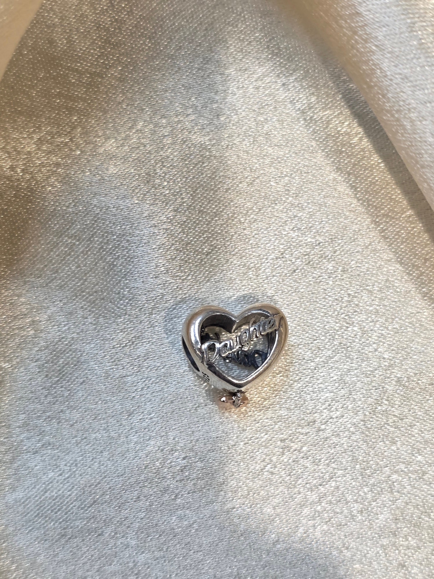 PANDORA DAUGHTER CHARM PC072