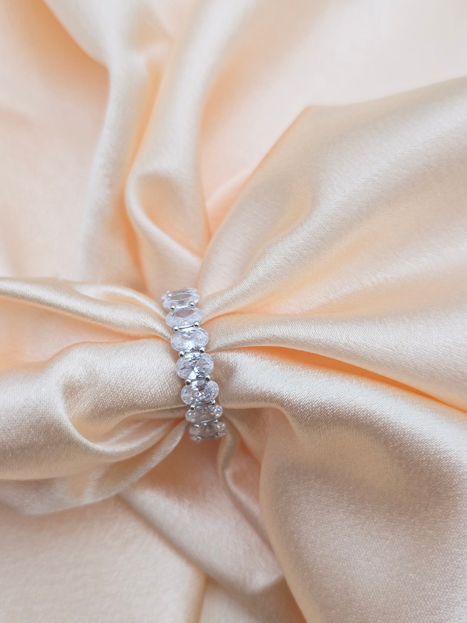 SILVER RING SIZE 8 GR137