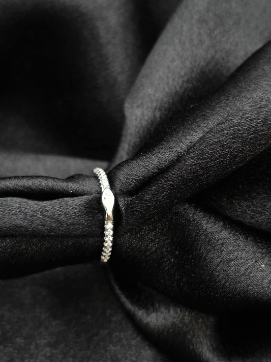 SILVER RING SIZE 7 GR516
