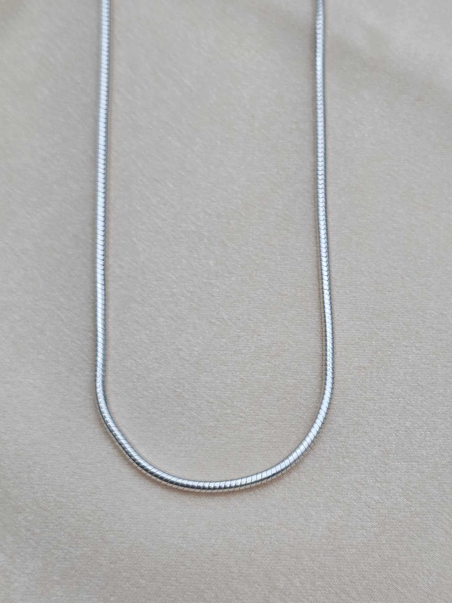 SILVER CHAIN 18 INCH LC044