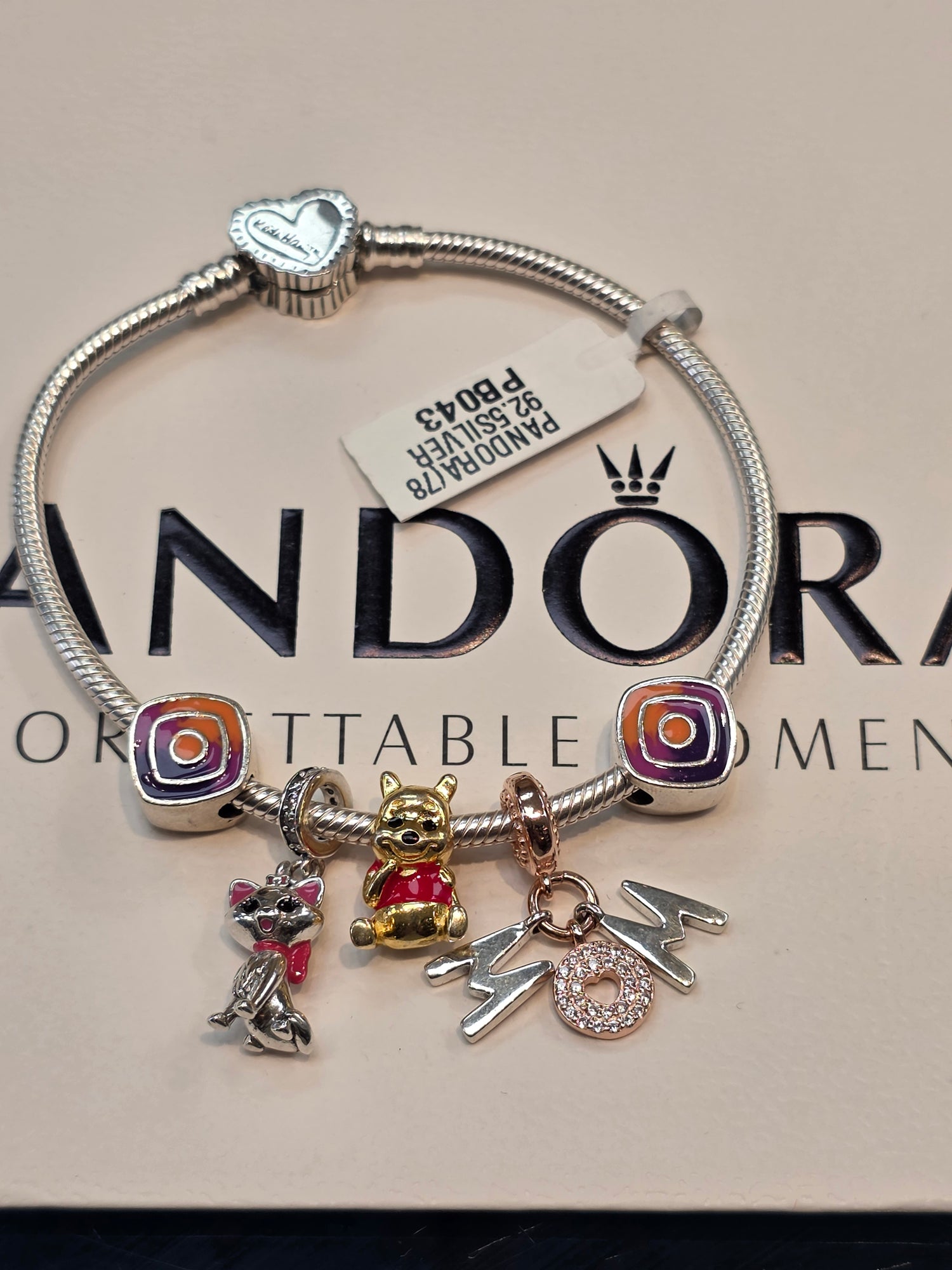 PANDORA BRACELET/5 CHARMS PB043