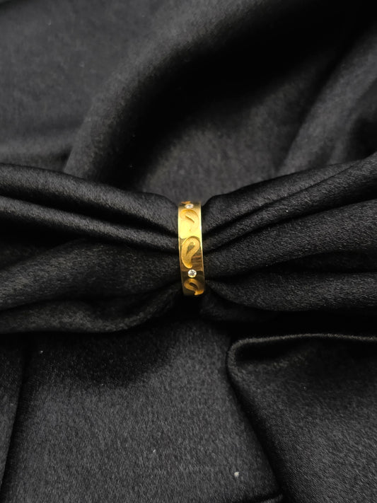 GOLD PLATED BAND SIZE 7 GR484