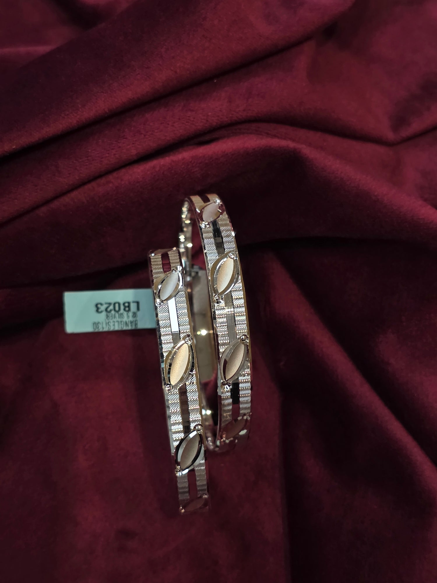 SILVER BANGLES 2.4IN LB023