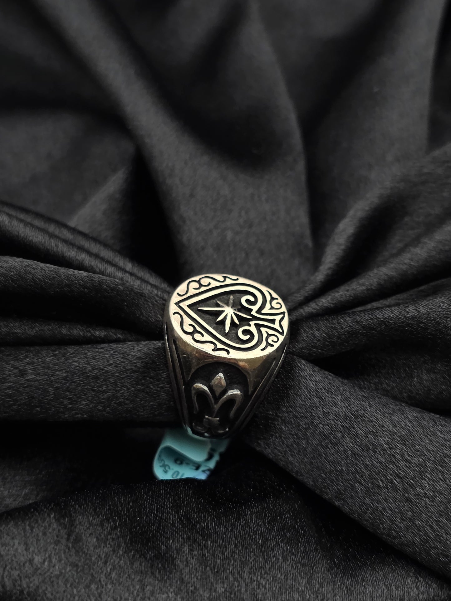 BOYS SILVER RING SIZE 9 BR053