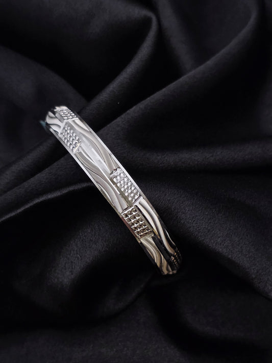 MENS SILVER KADDA SIZE 2.7 MK086