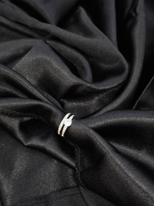 SILVER RING SIZE 6 GR124