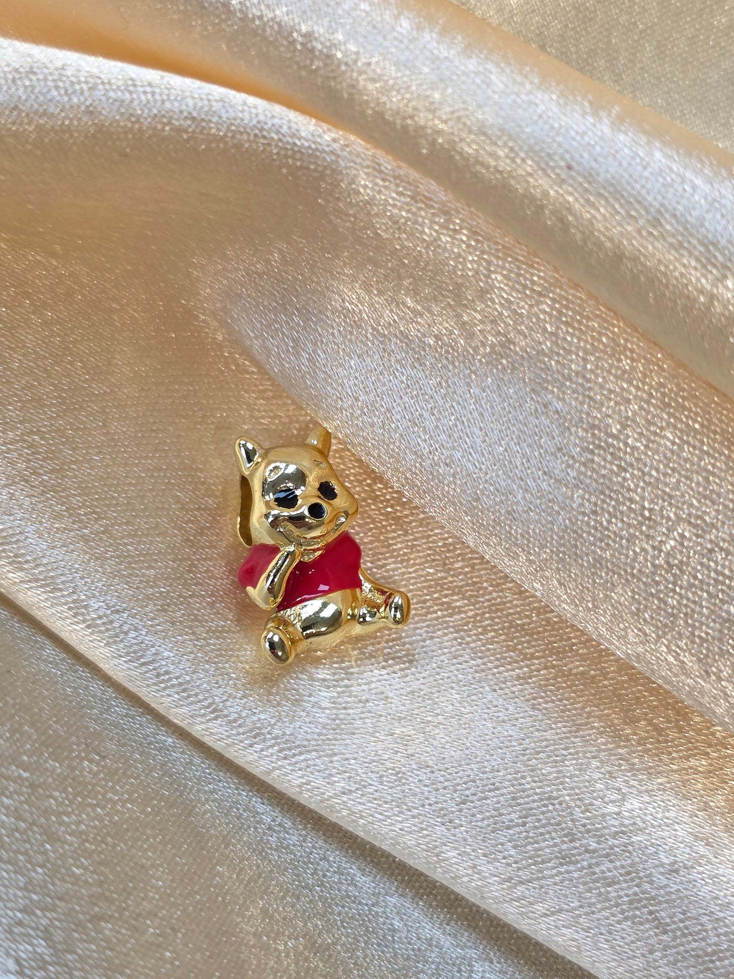 WINNIE THE POOH PANDORA CHARM PC131
