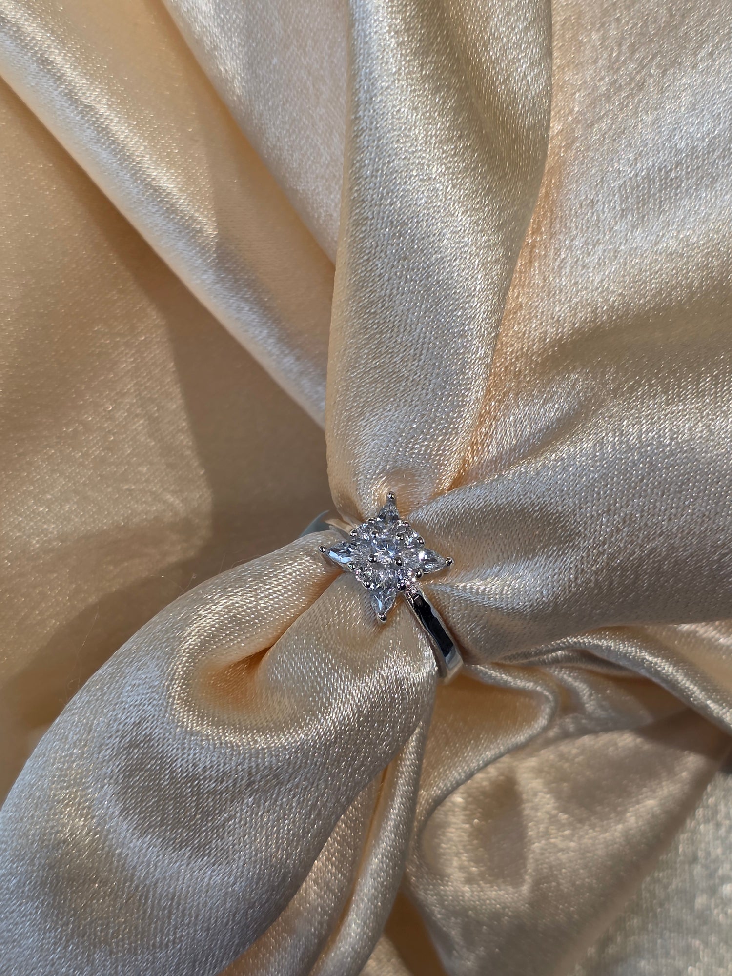 SILVER RING SIZE 5 GR481