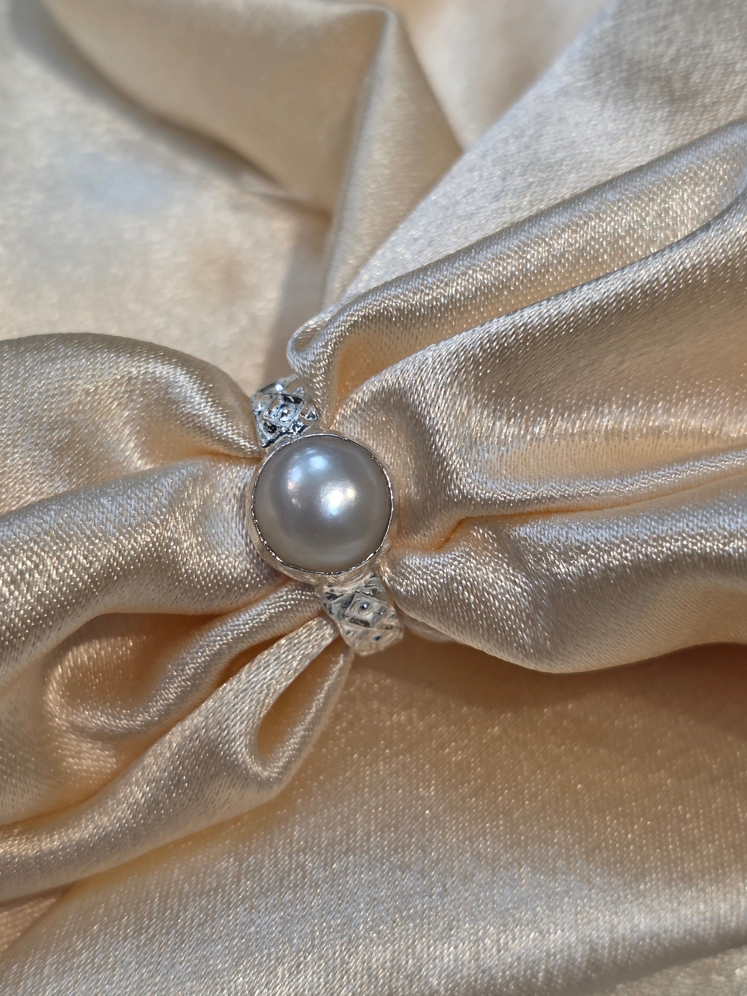 PEARL RING SIZE 7 GR904