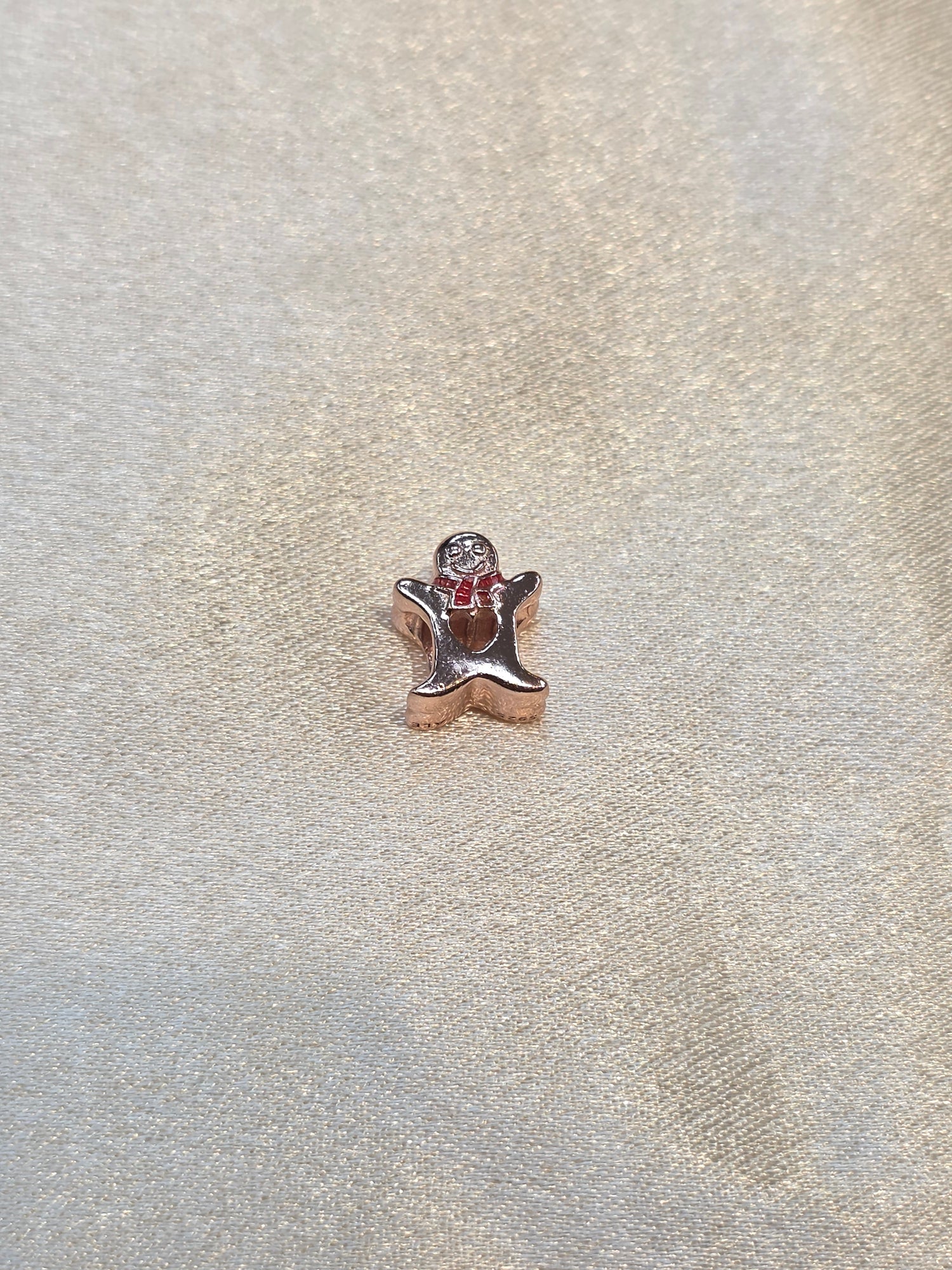 PANDORA GINGERBREAD CHARM PC418