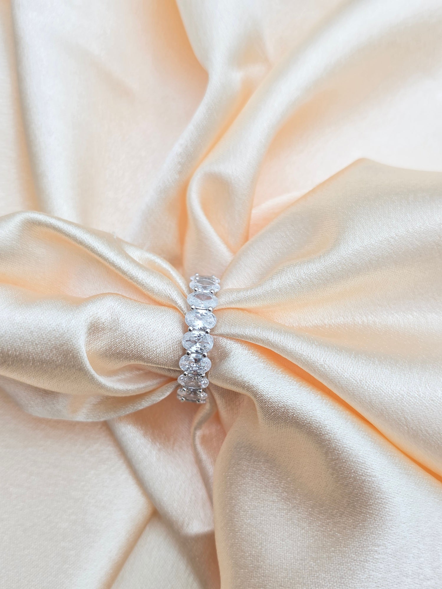 SILVER RING SIZE 8 GR137