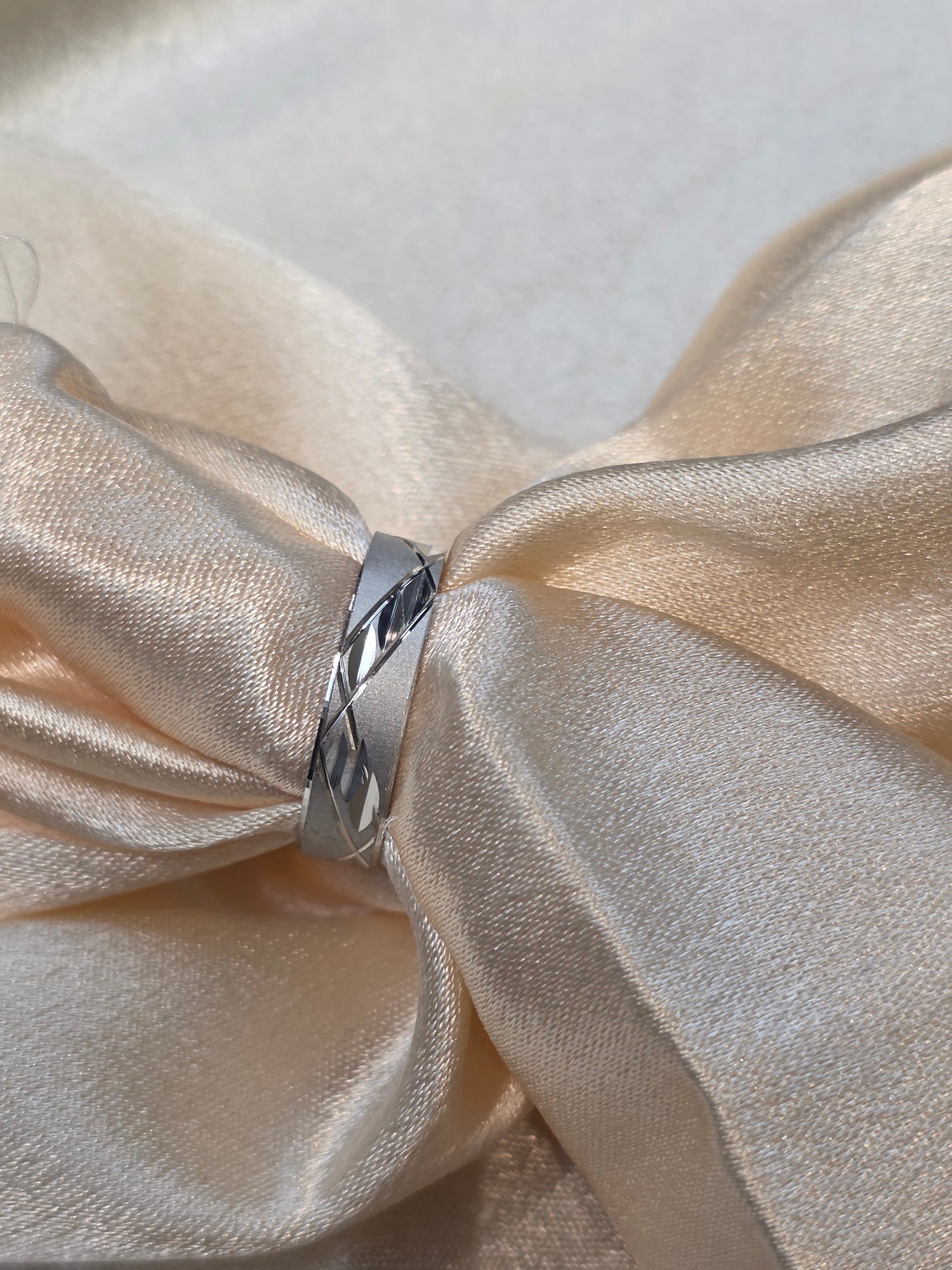 SILVER RING SIZE 7 GR365