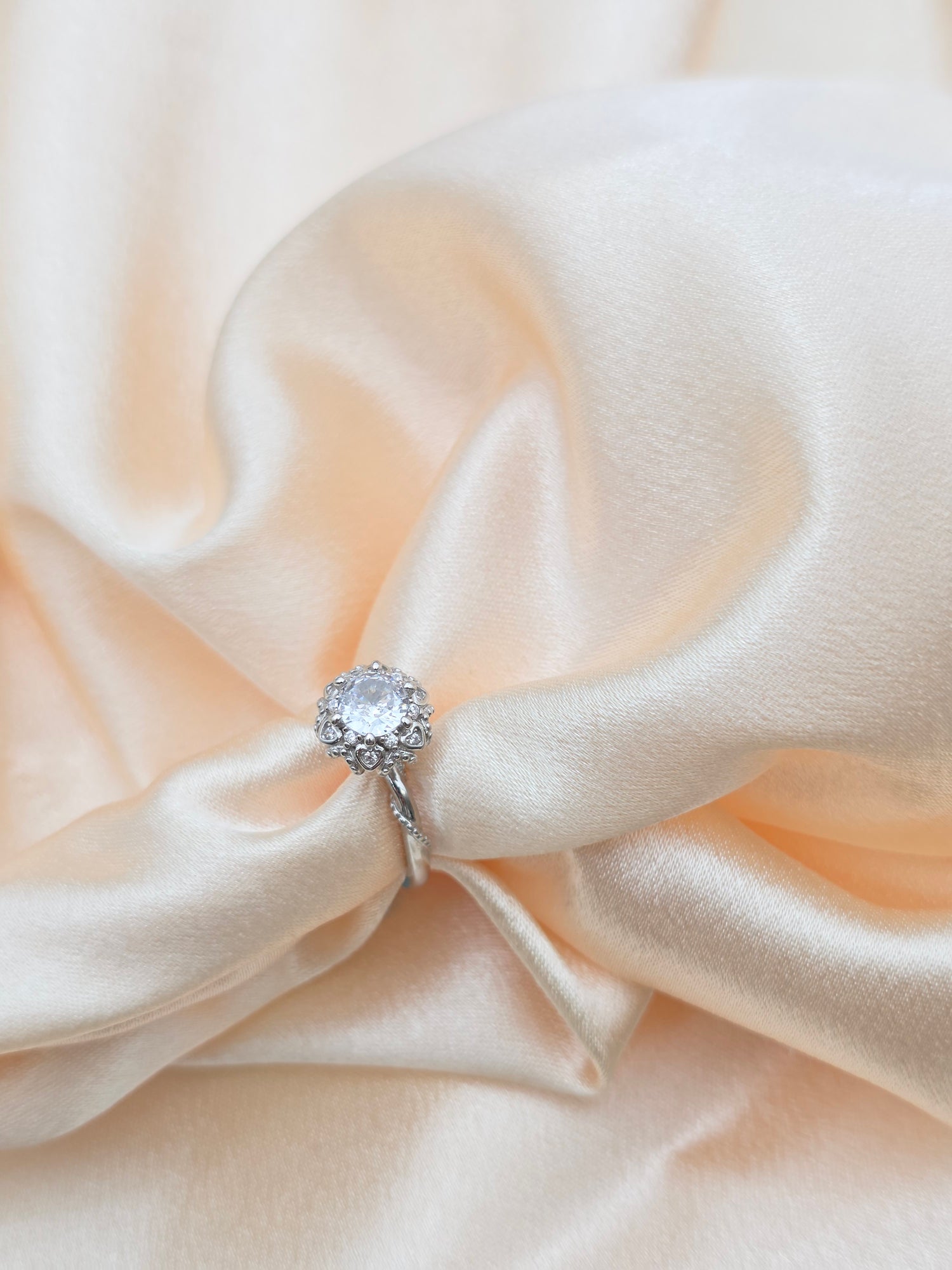 SILVER RING SIZE 6 GR063